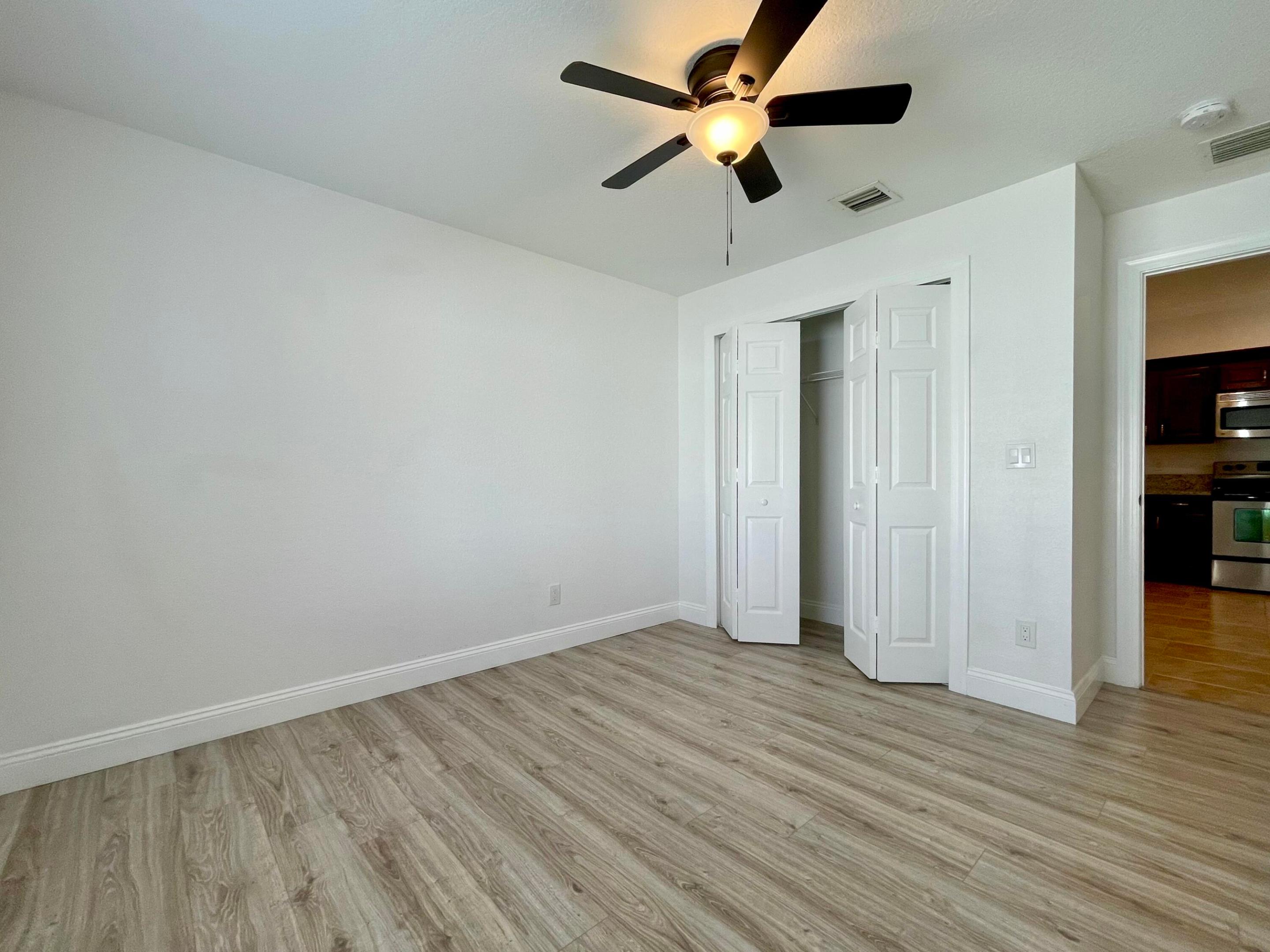 5575 45 Avenue