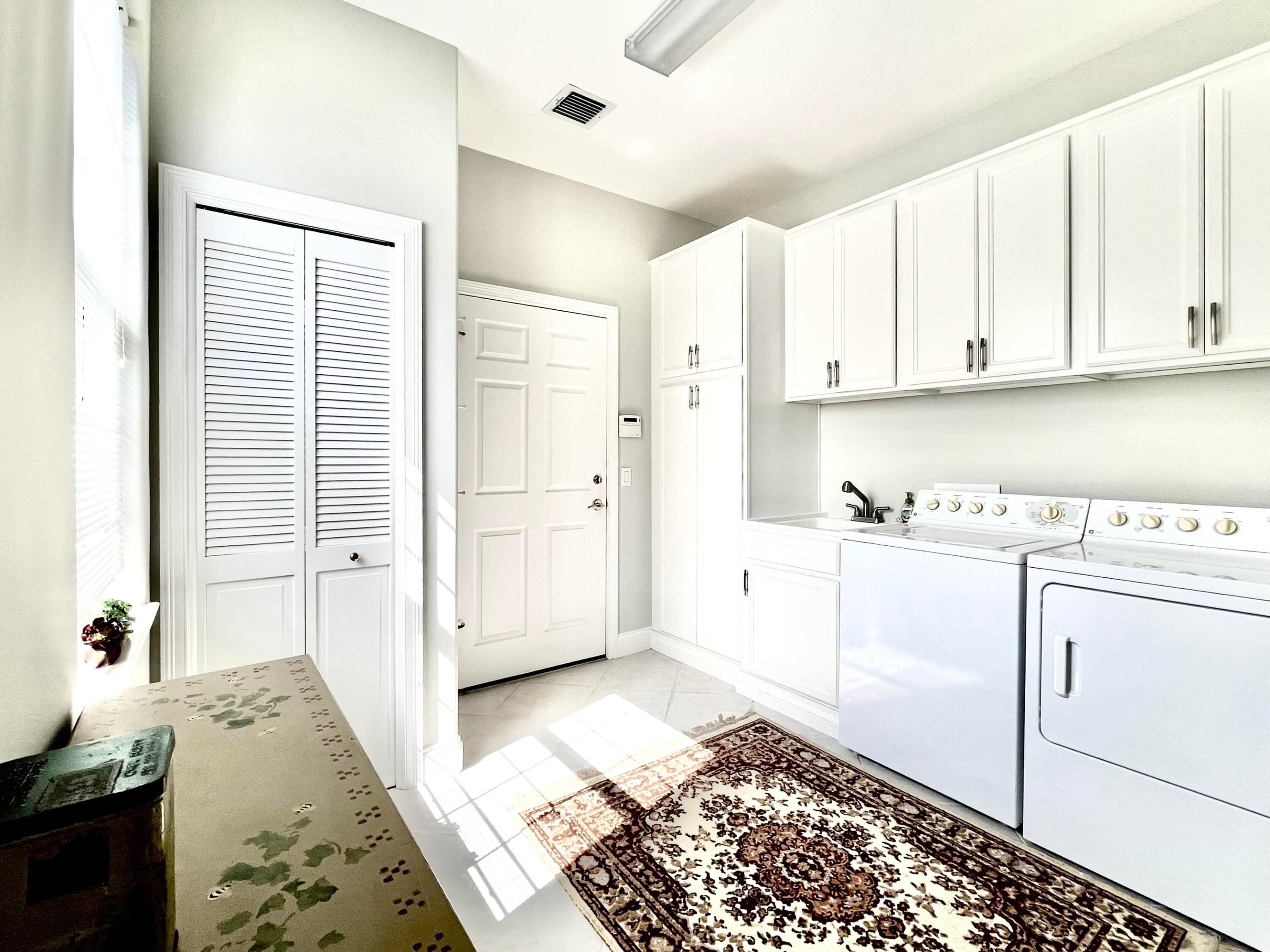 1135 St Georges Lane