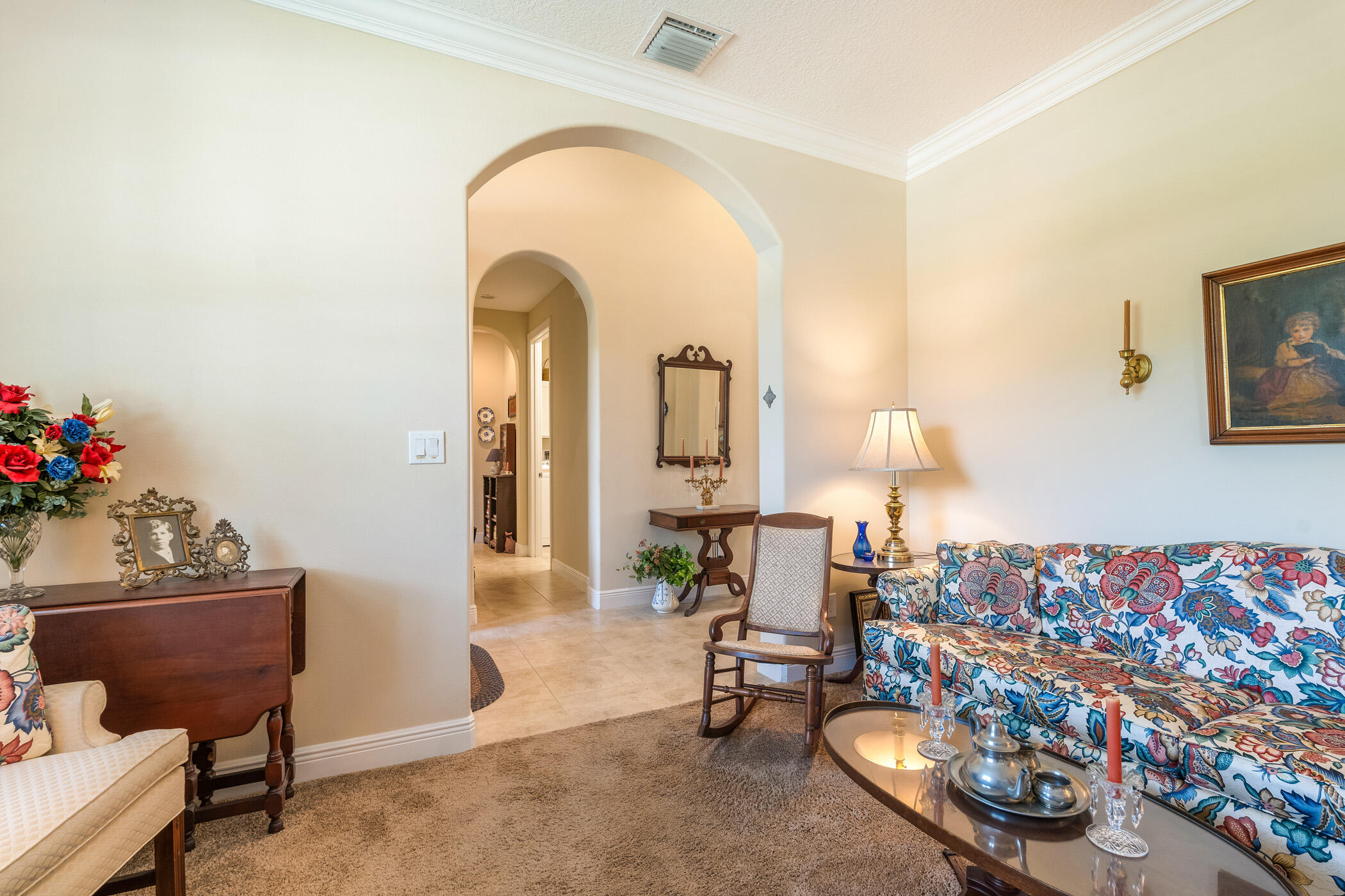 6104 Graysen Square