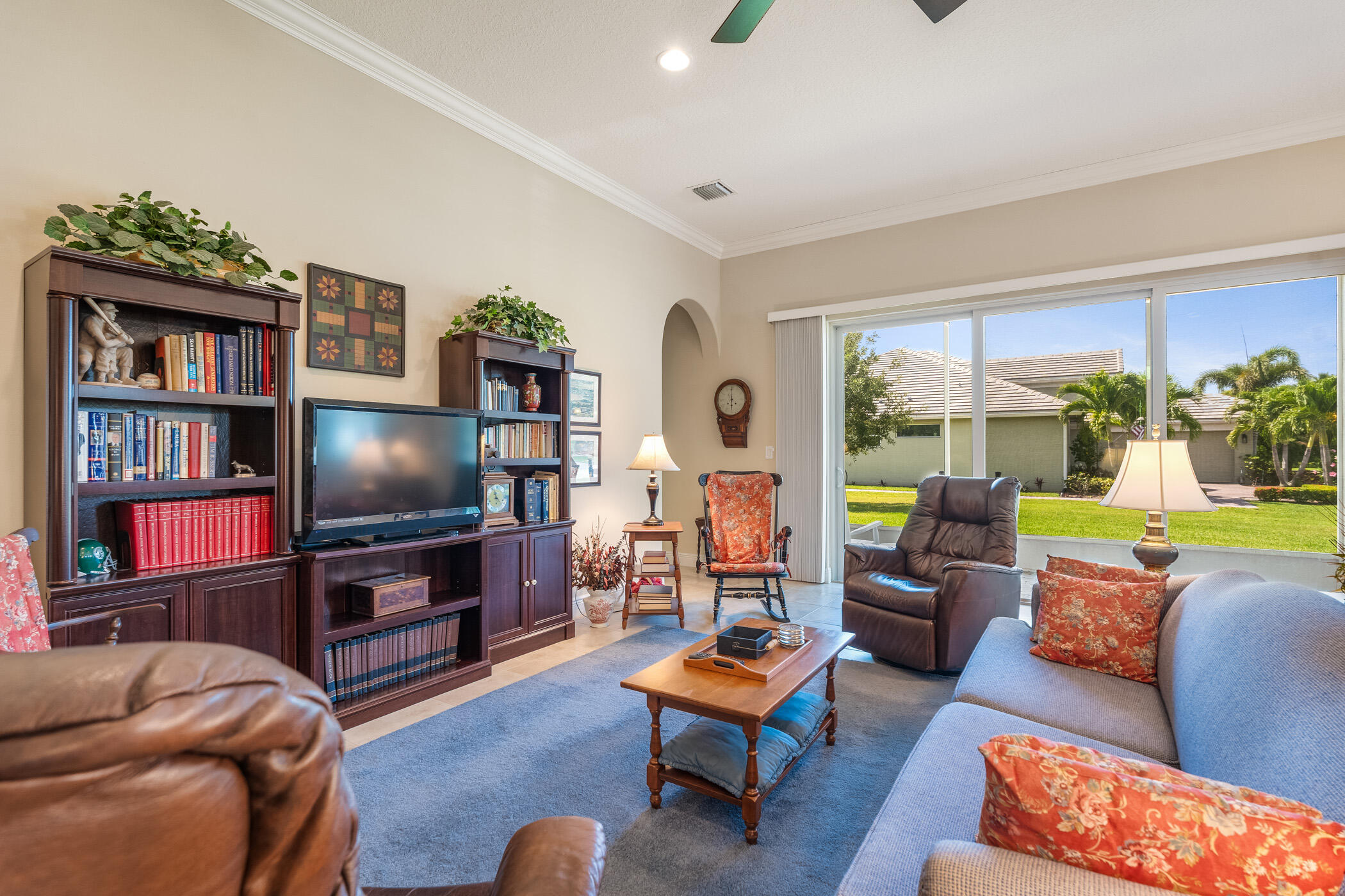 6104 Graysen Square