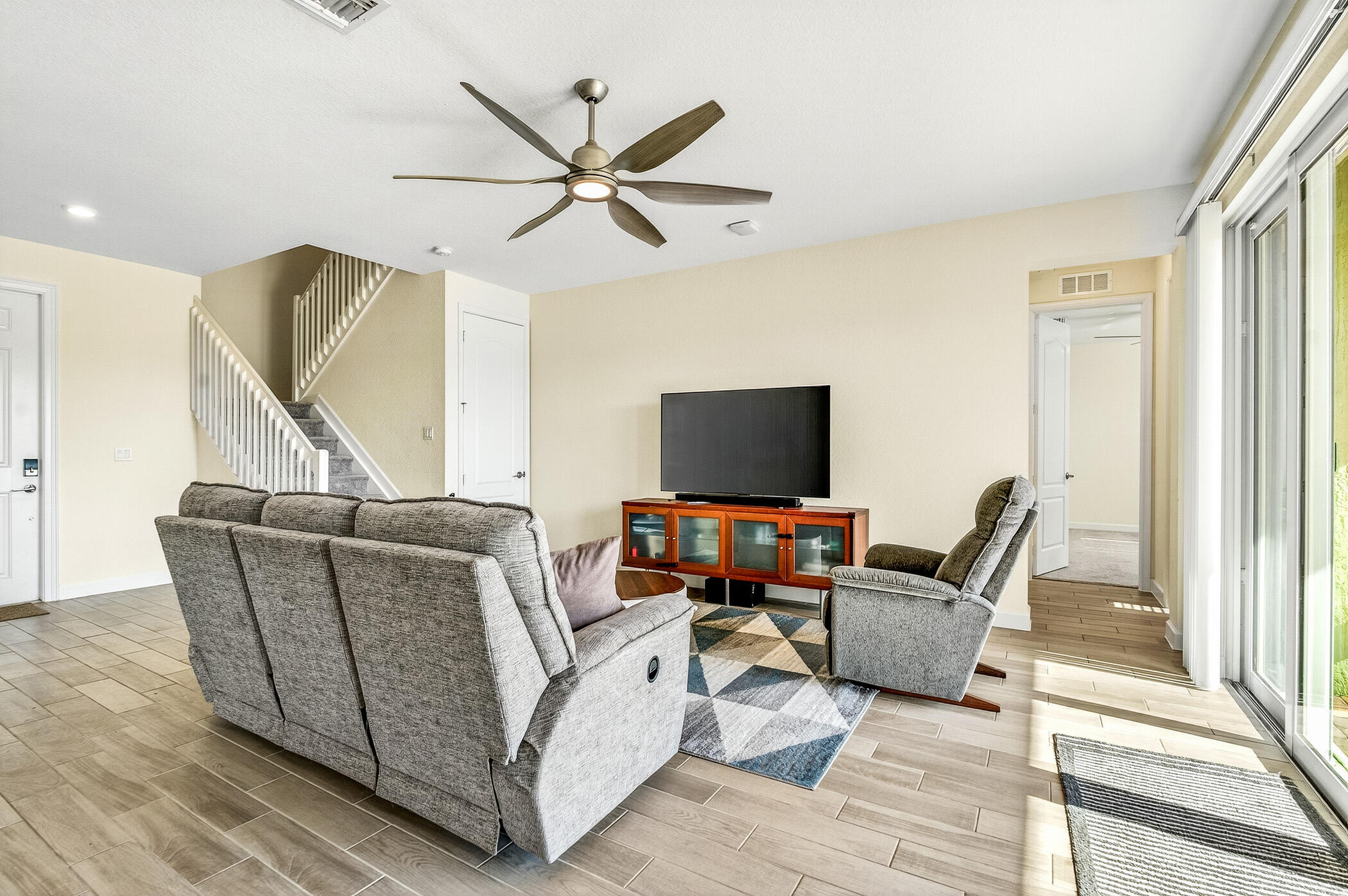 5986 Sequoia Circle