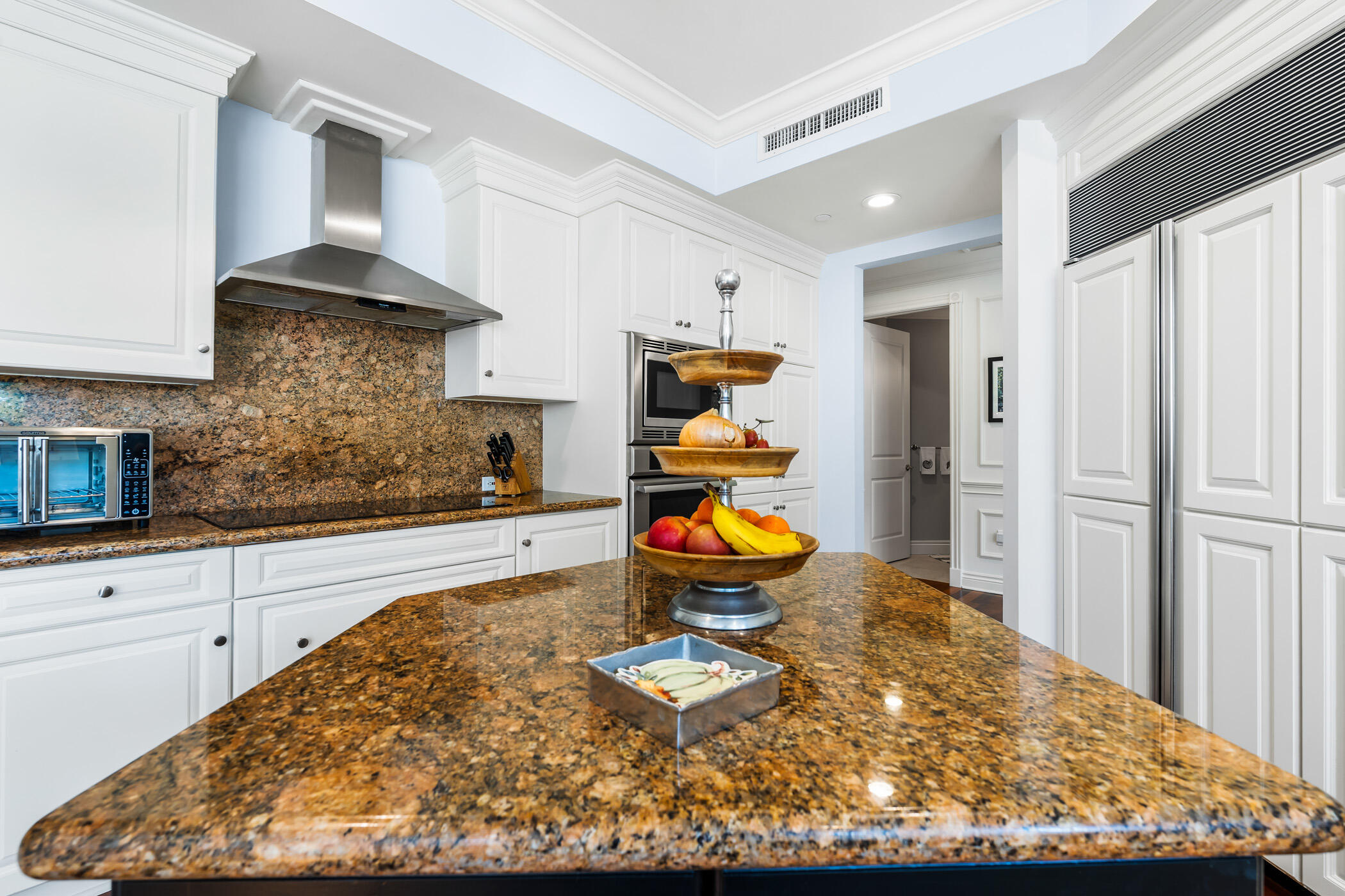 601 N Swim Club Drive 3