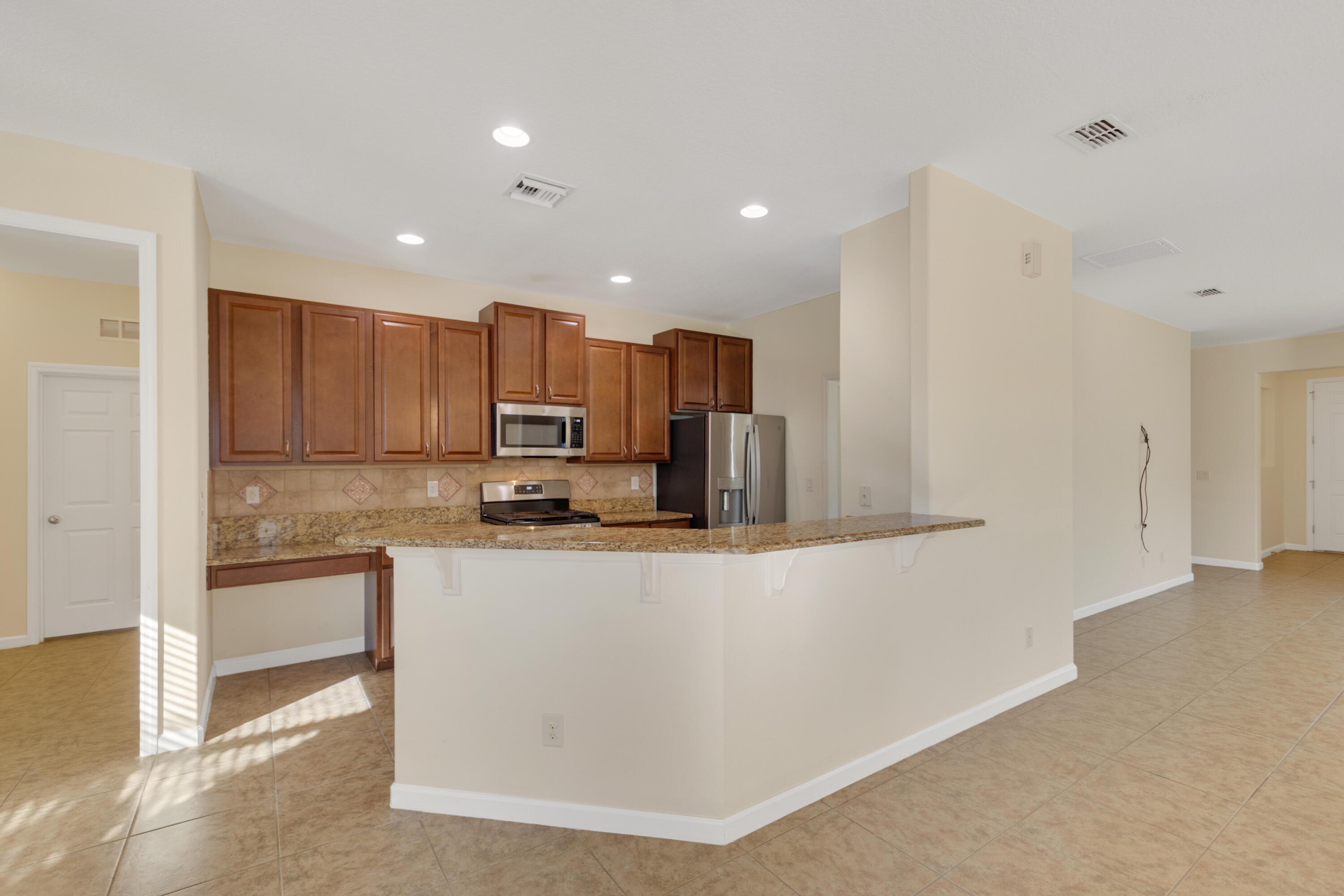 1450 Caddy Court