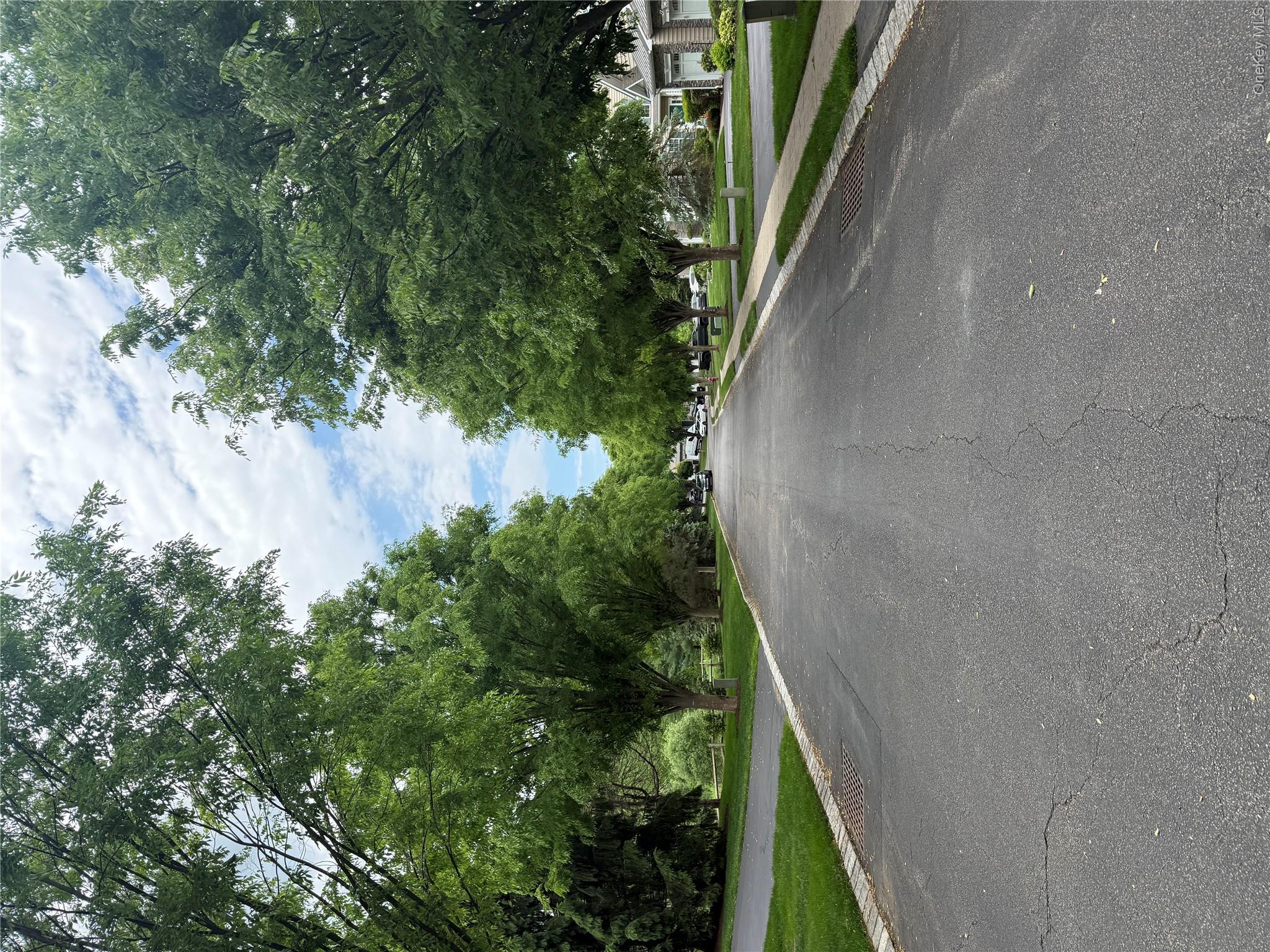 781 Huntington Drive