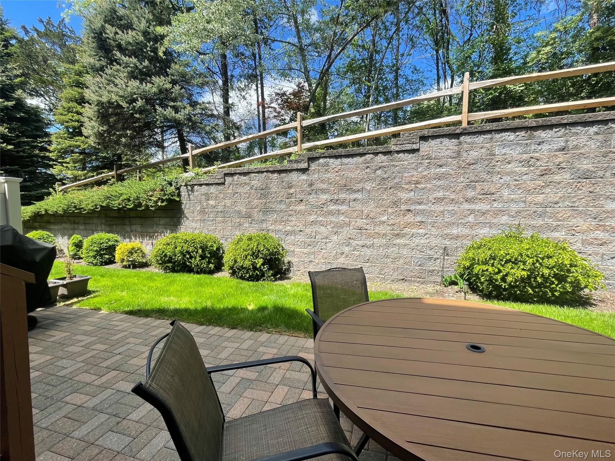 781 Huntington Drive