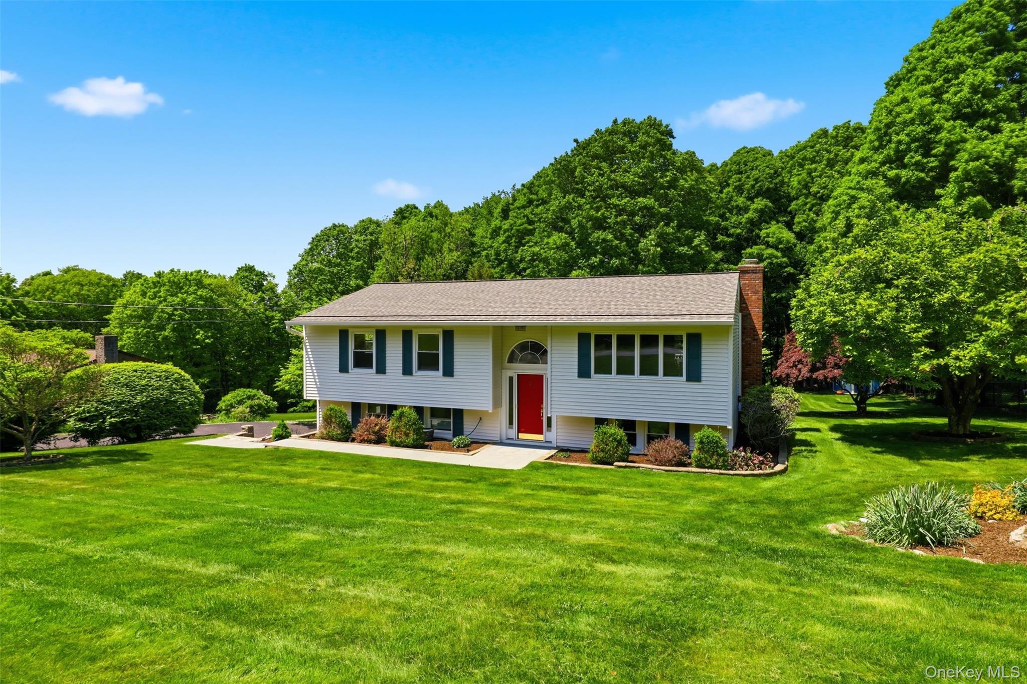 9 Wagon Trail Road