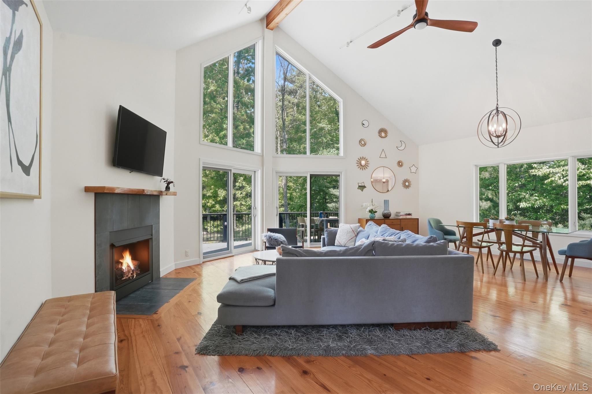21 Woodland Lane