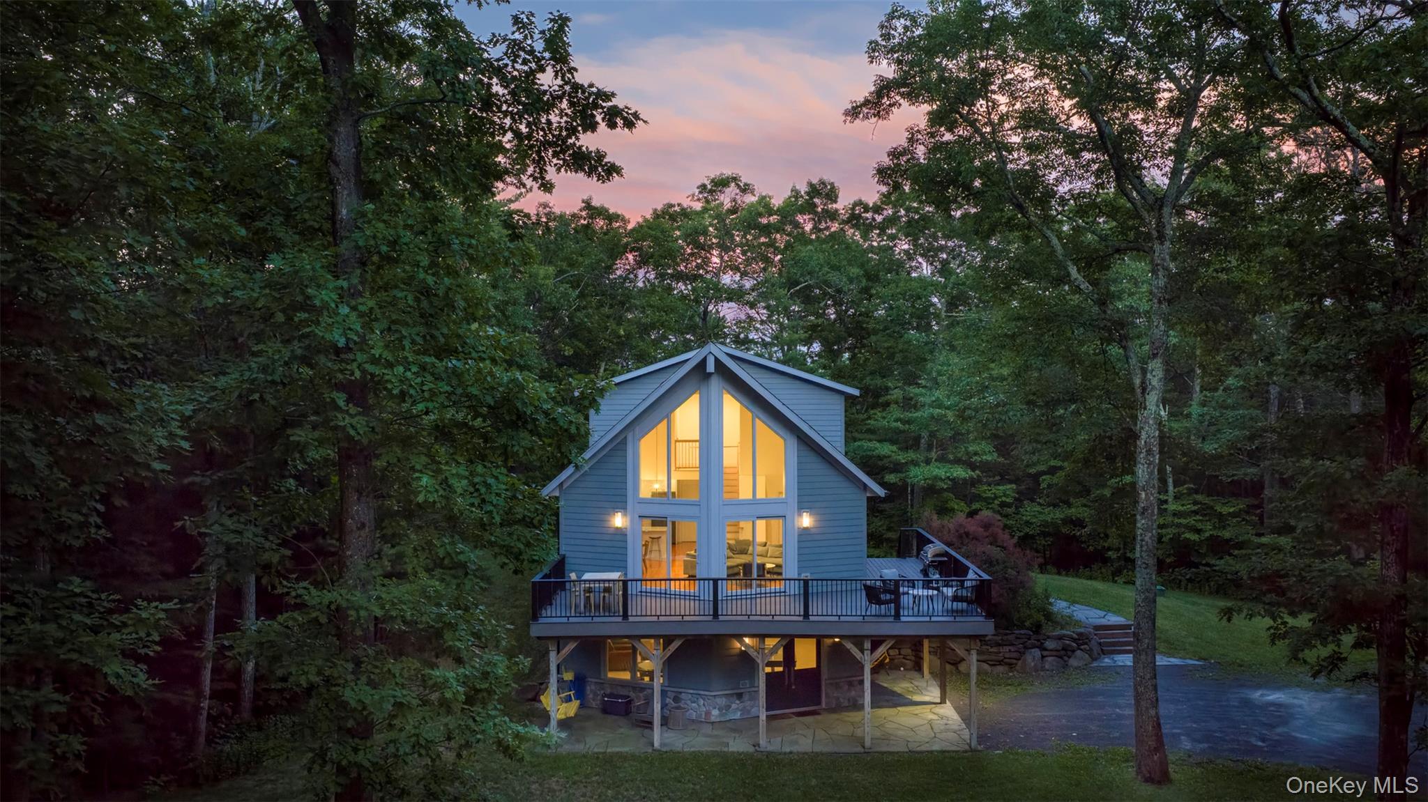 21 Woodland Lane