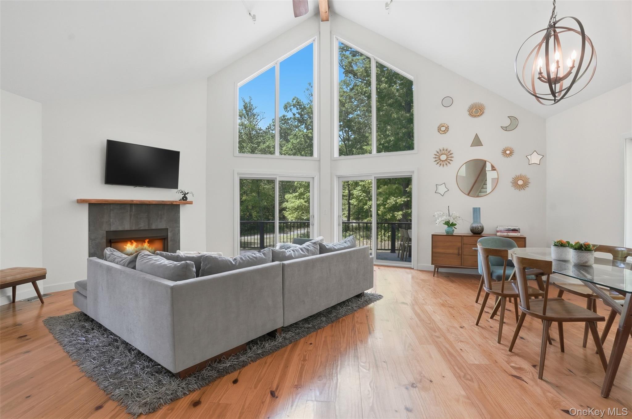 21 Woodland Lane