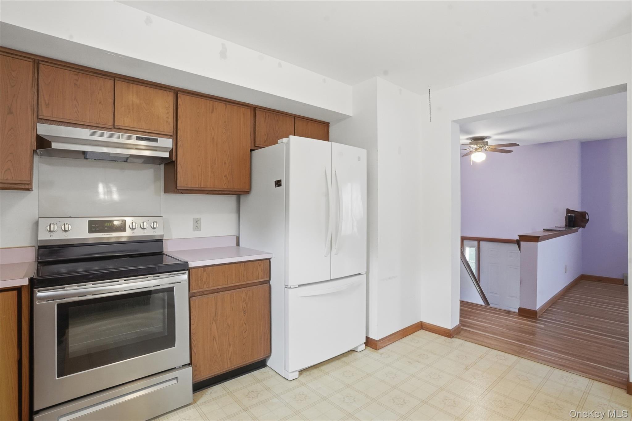 902 Albany Post Road