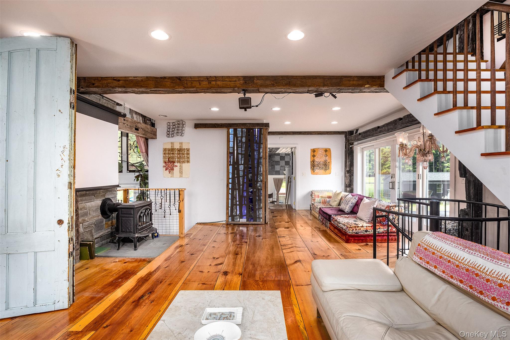 5 Downer Lane