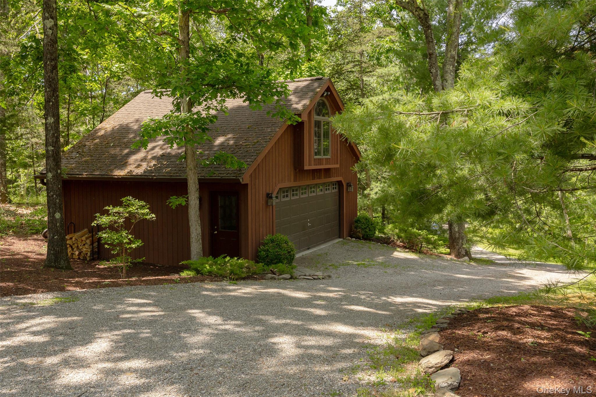44 Eleanor Drive