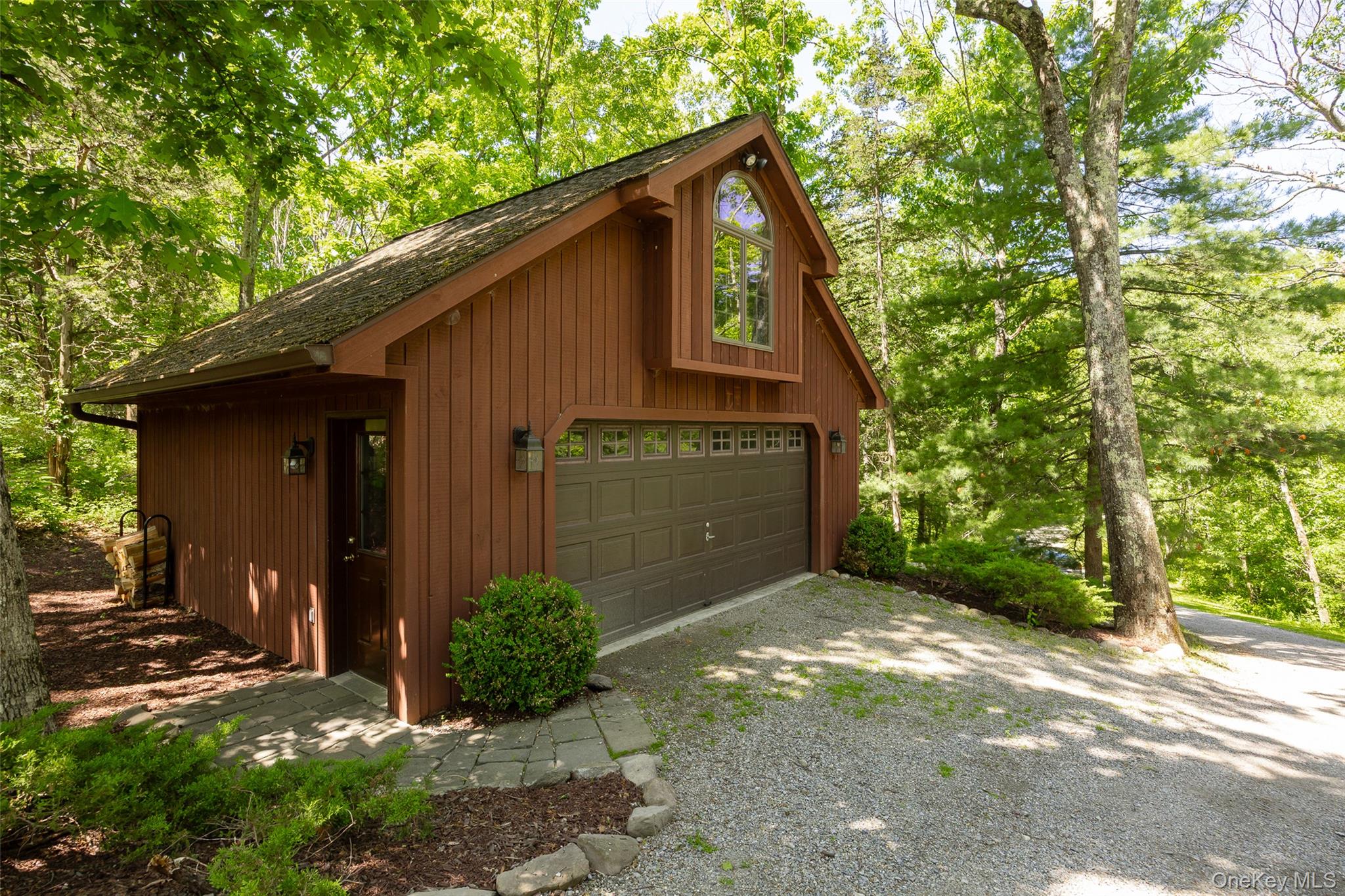 44 Eleanor Drive