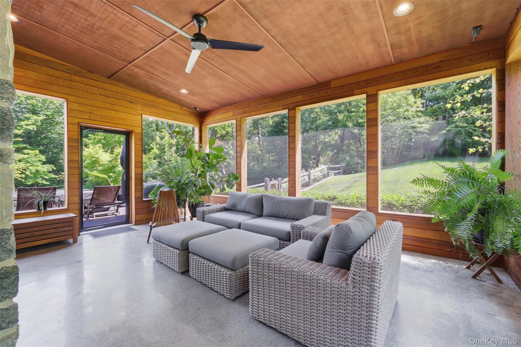 44 Woodlands Trail