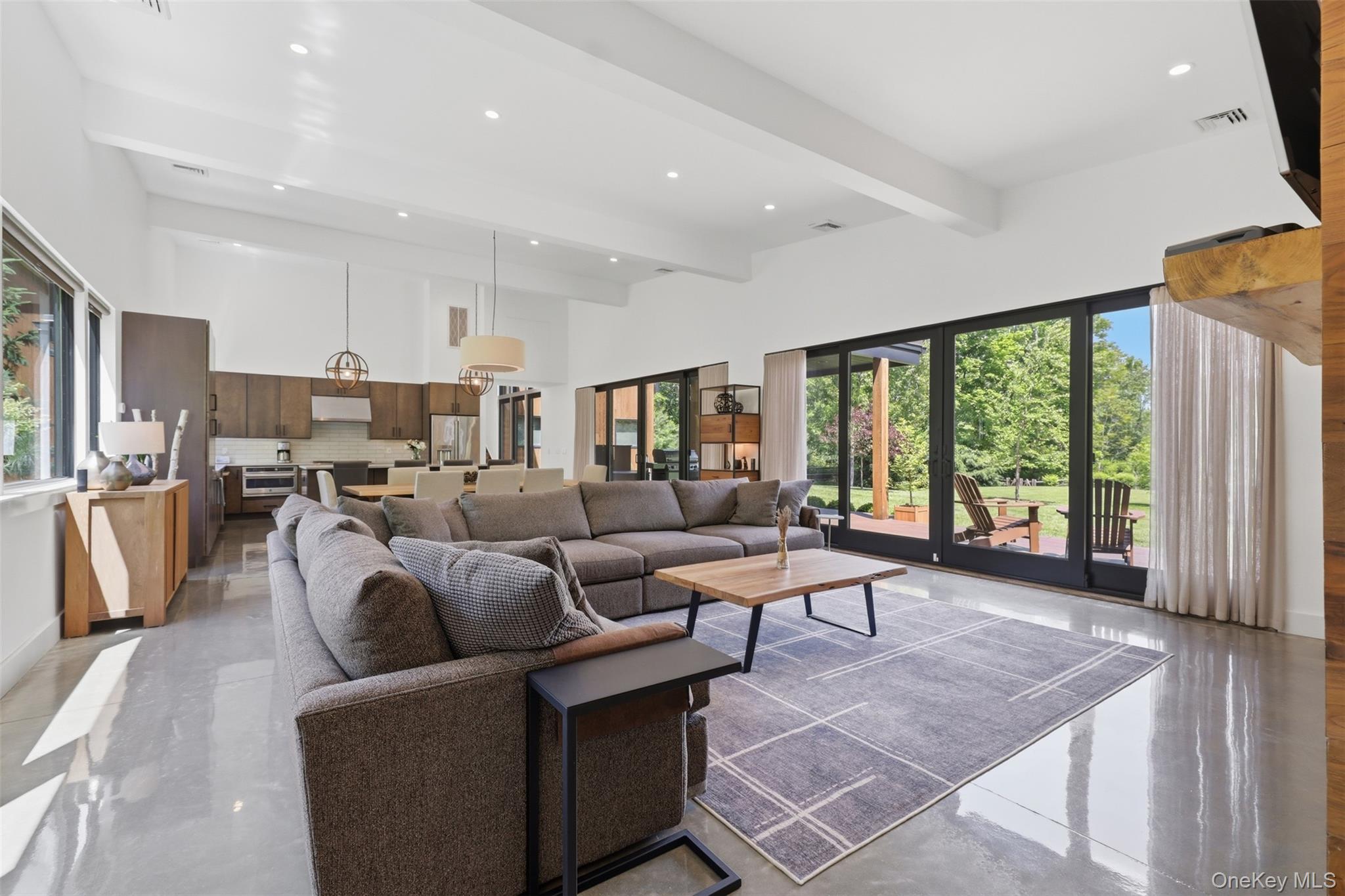 44 Woodlands Trail