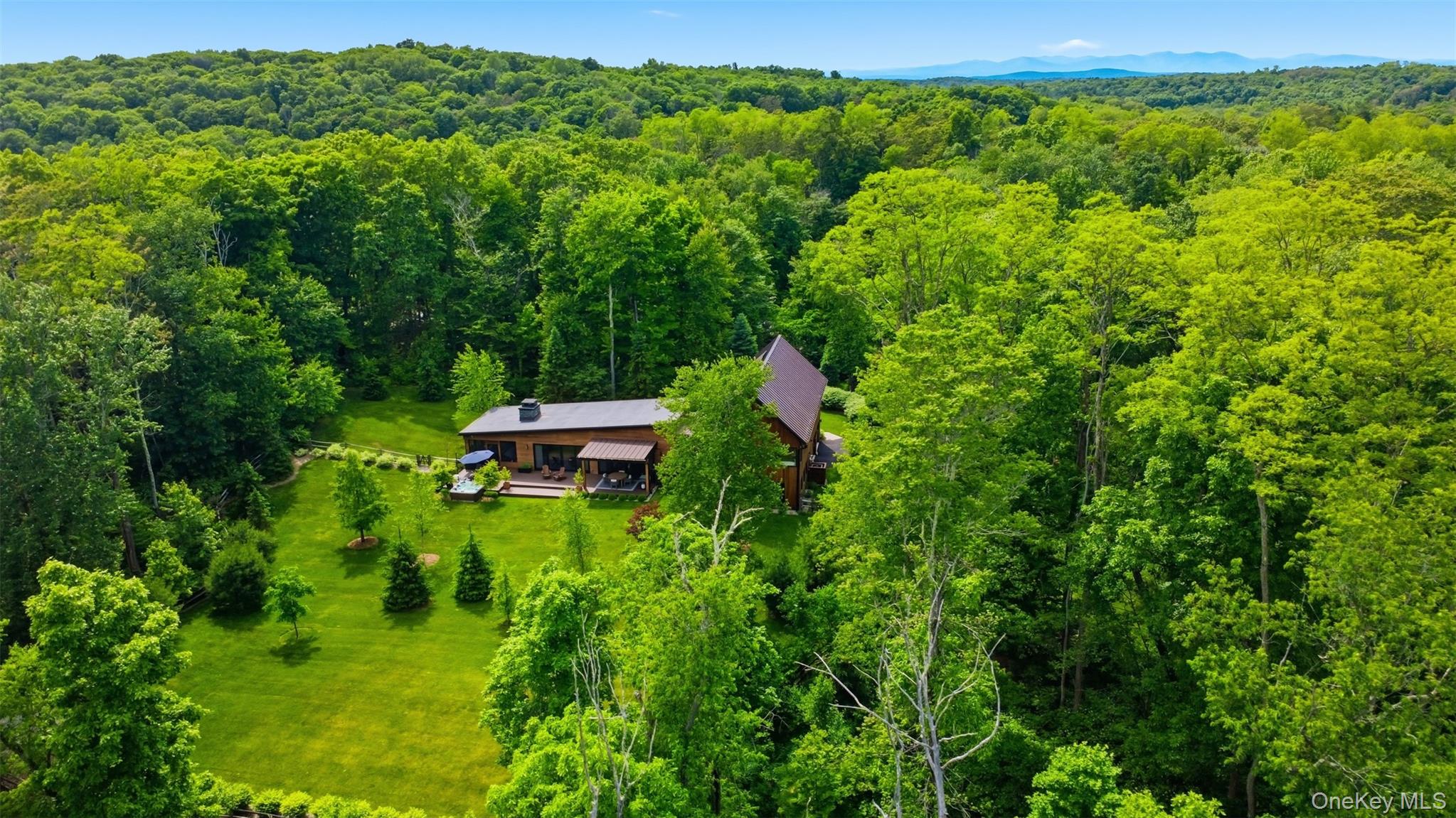 44 Woodlands Trail