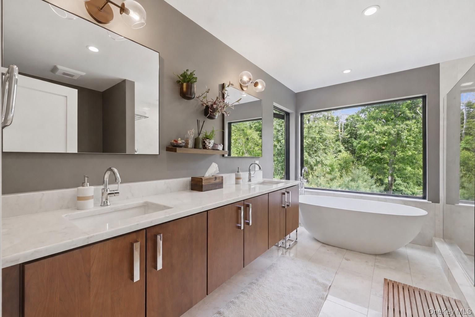 44 Woodlands Trail
