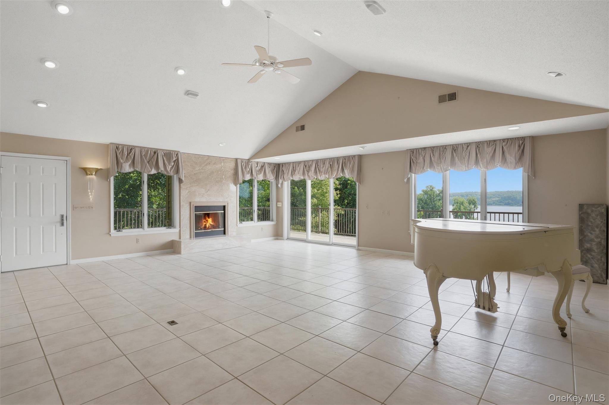 62 Riverview Mary Powell
