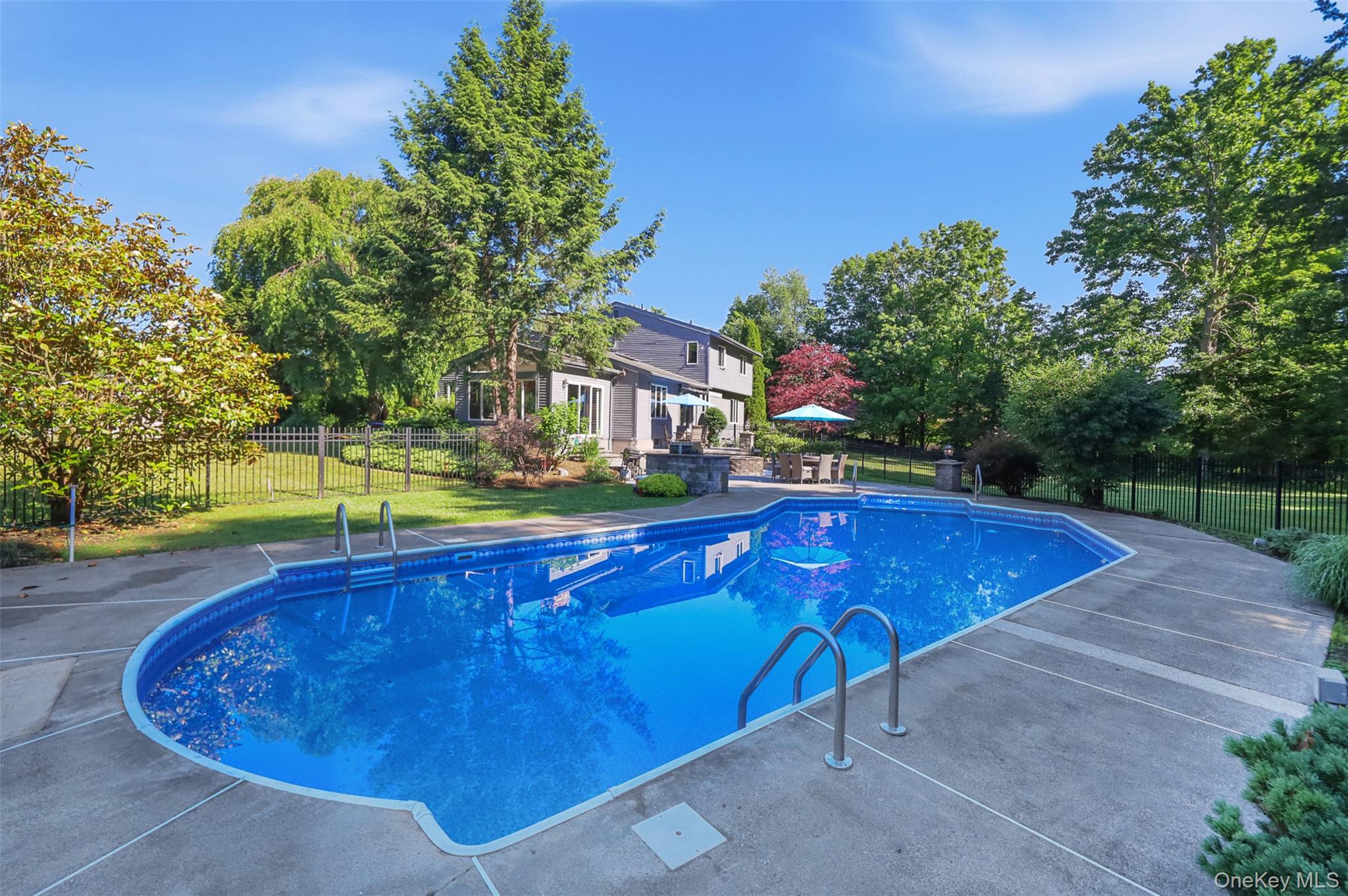 985 Craigville Road
