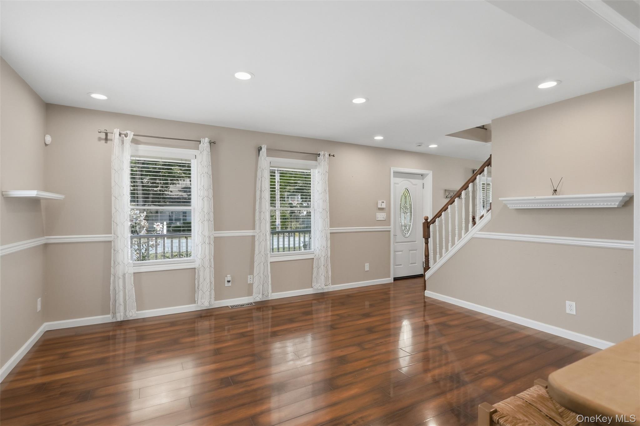 10 Henmond Boulevard