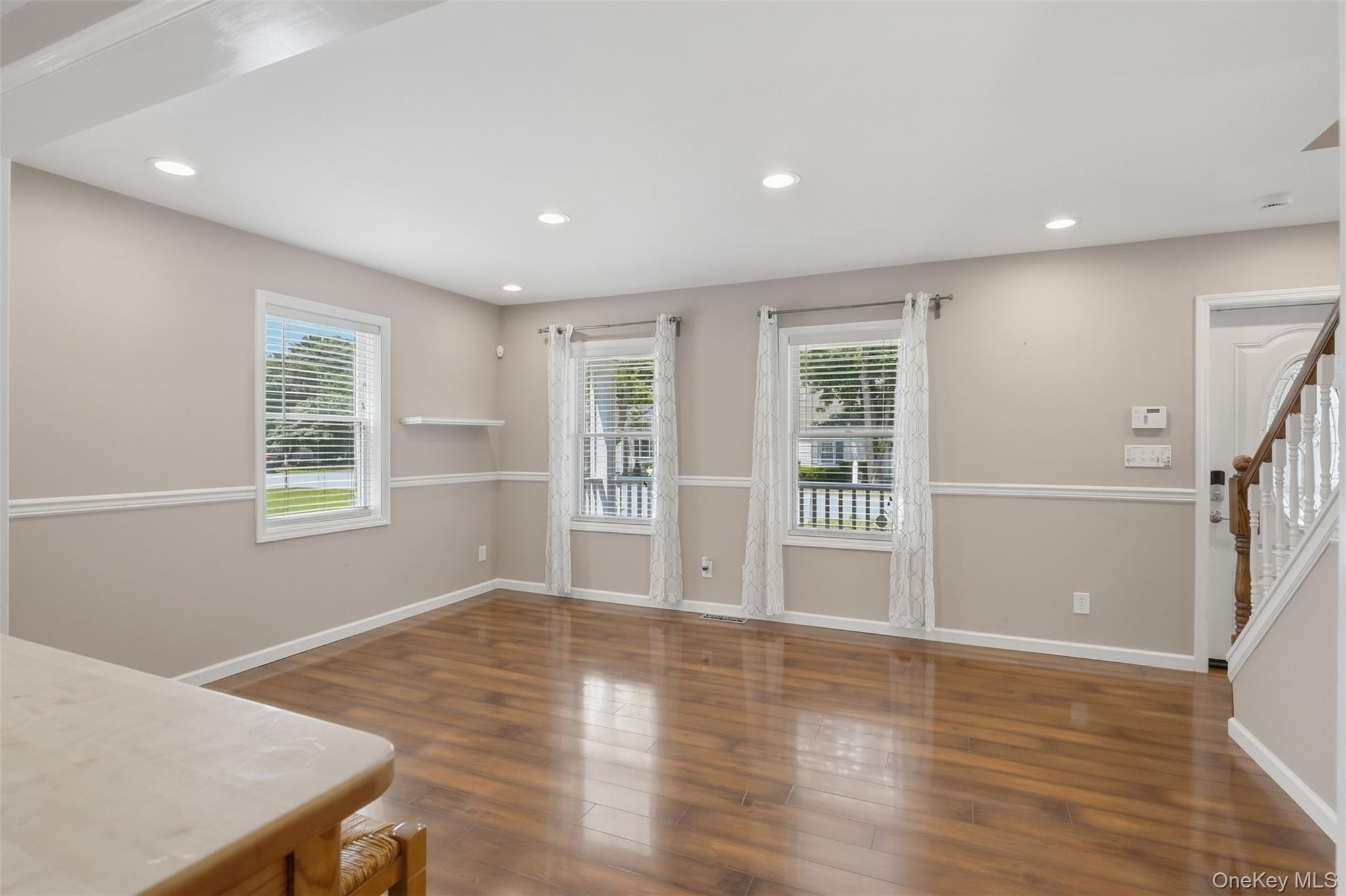 10 Henmond Boulevard