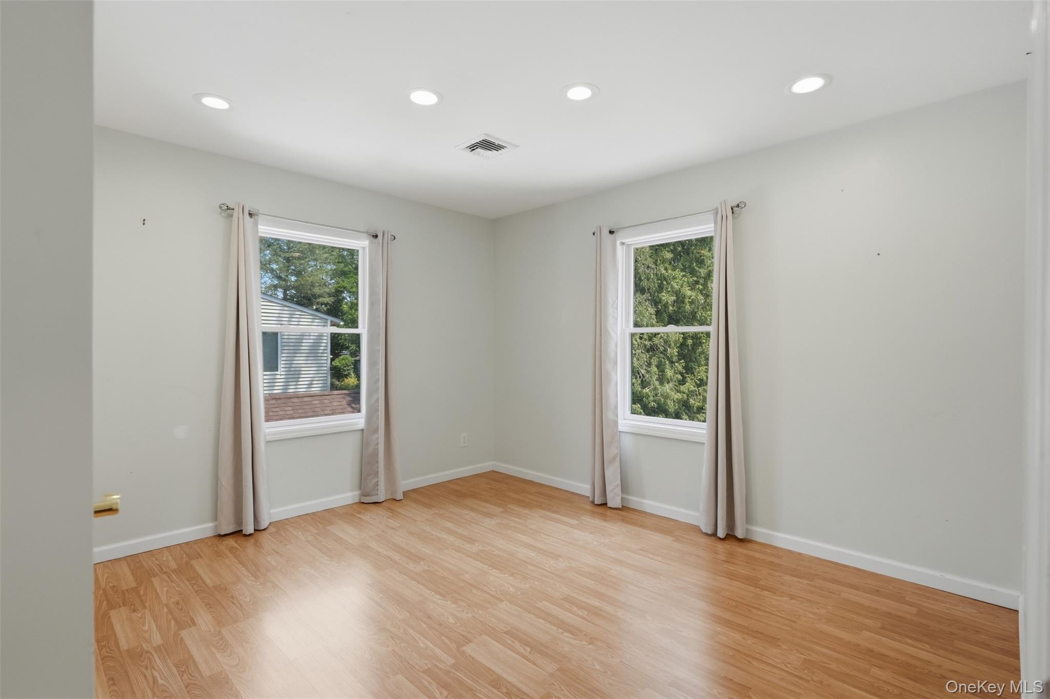 10 Henmond Boulevard