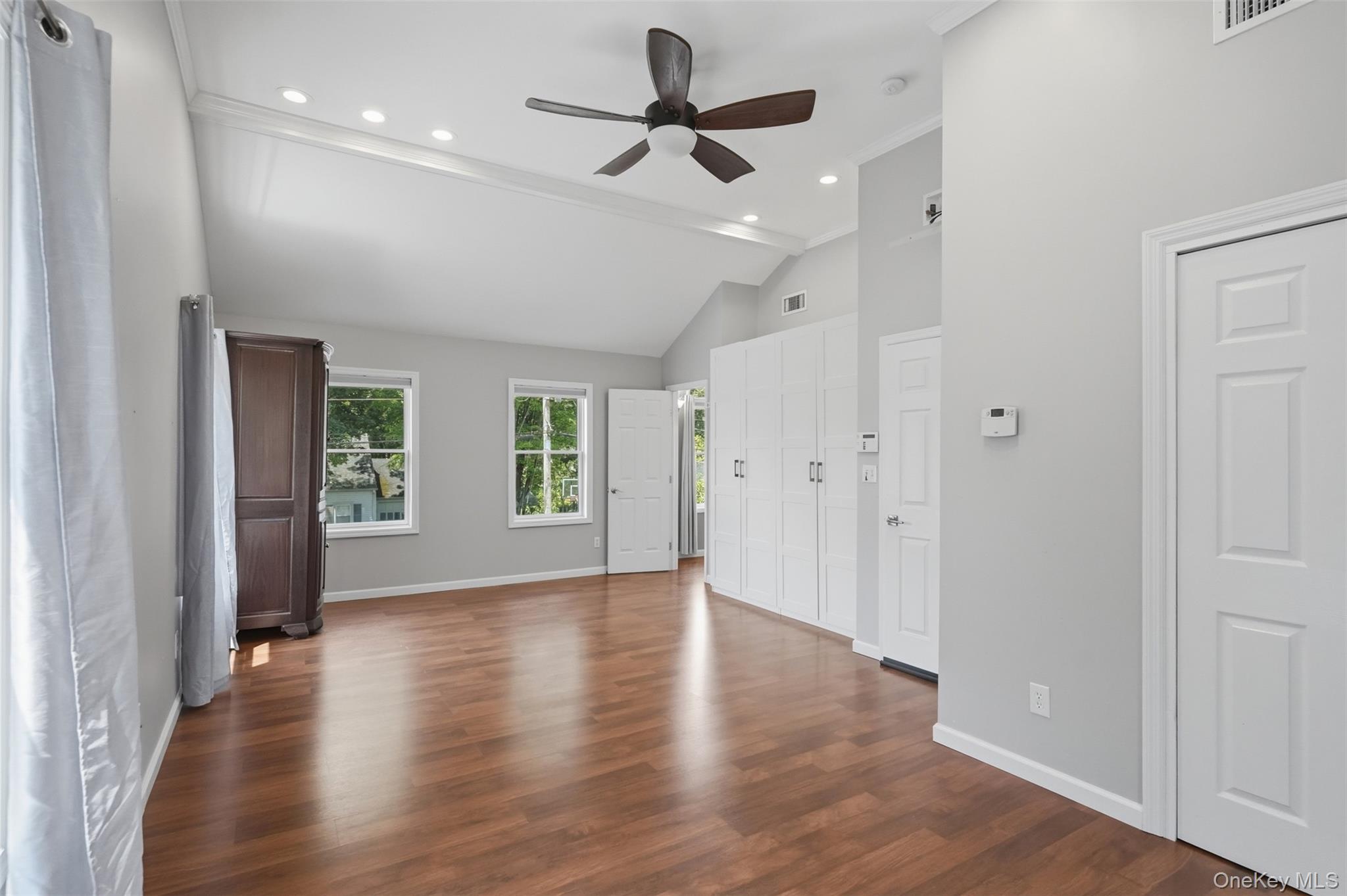 10 Henmond Boulevard