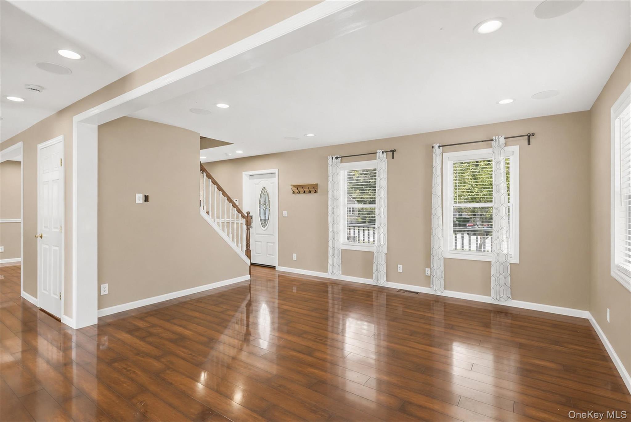 10 Henmond Boulevard
