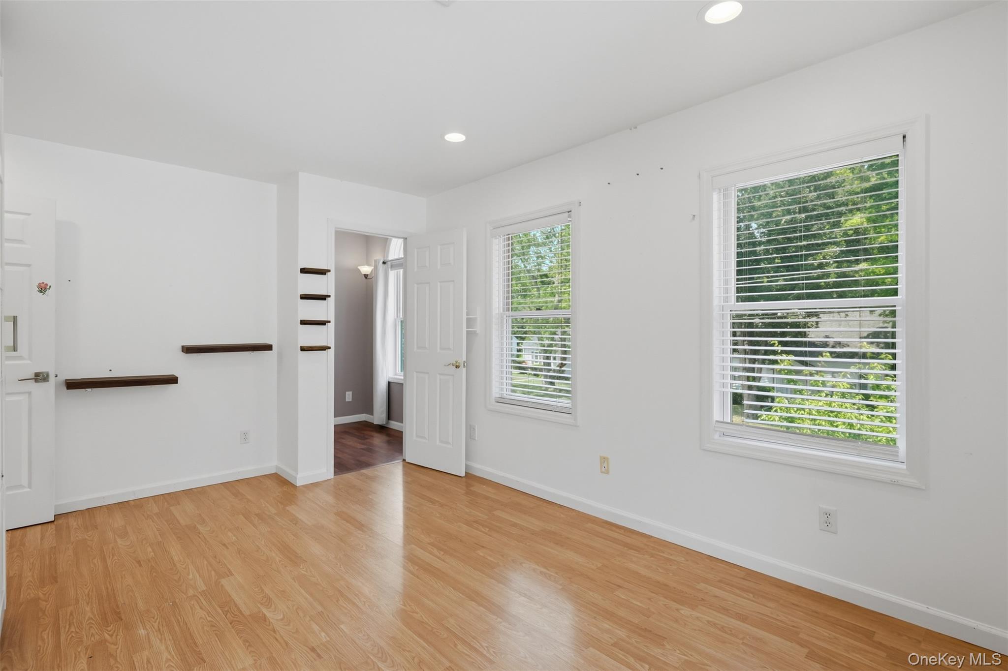 10 Henmond Boulevard