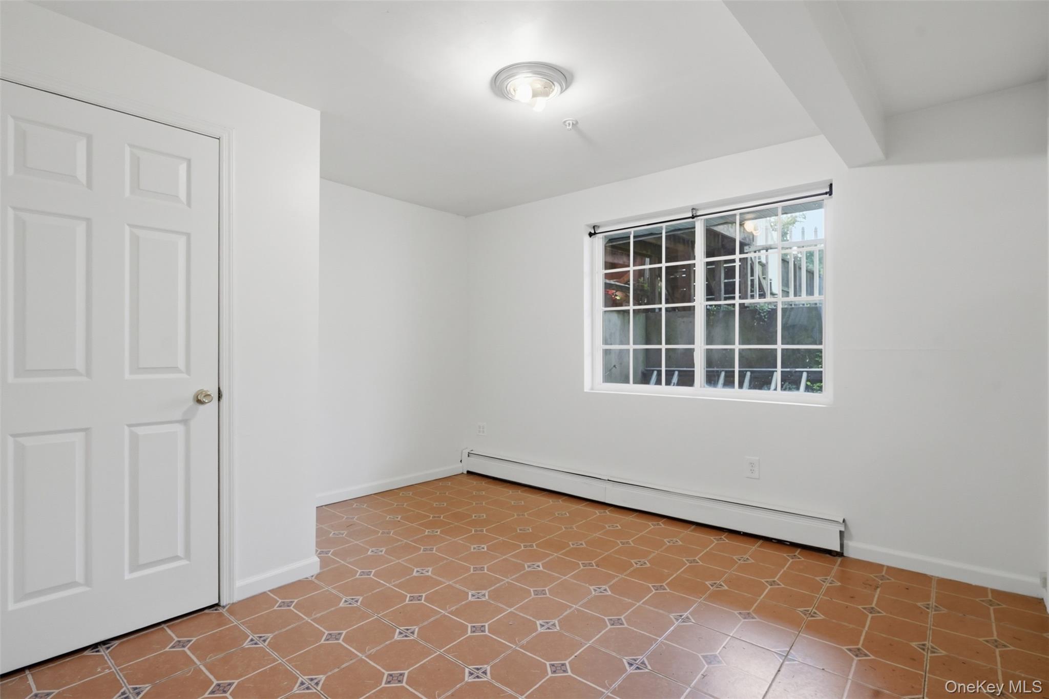 10 Eastman Terrace