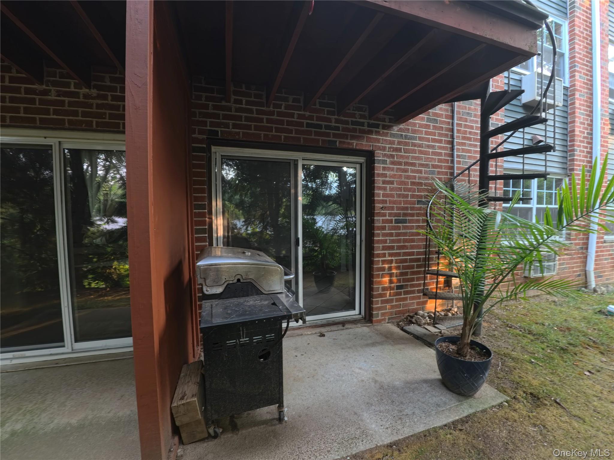 6 Dove Court Unit: M