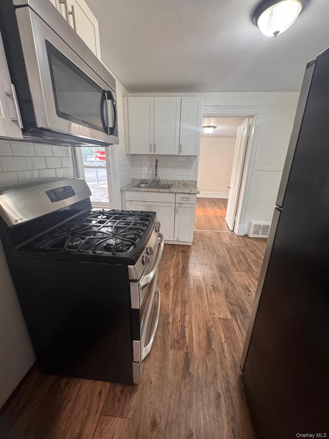 215 N Hamilton Street Unit: 2