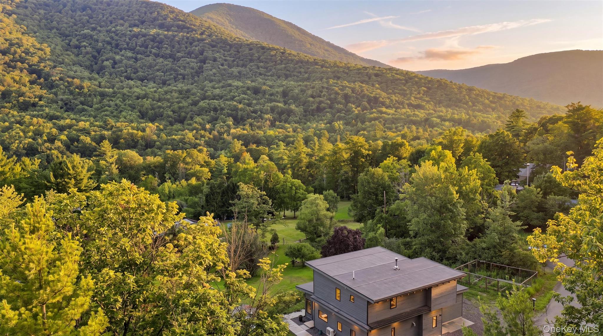 23 Traver Hollow Road