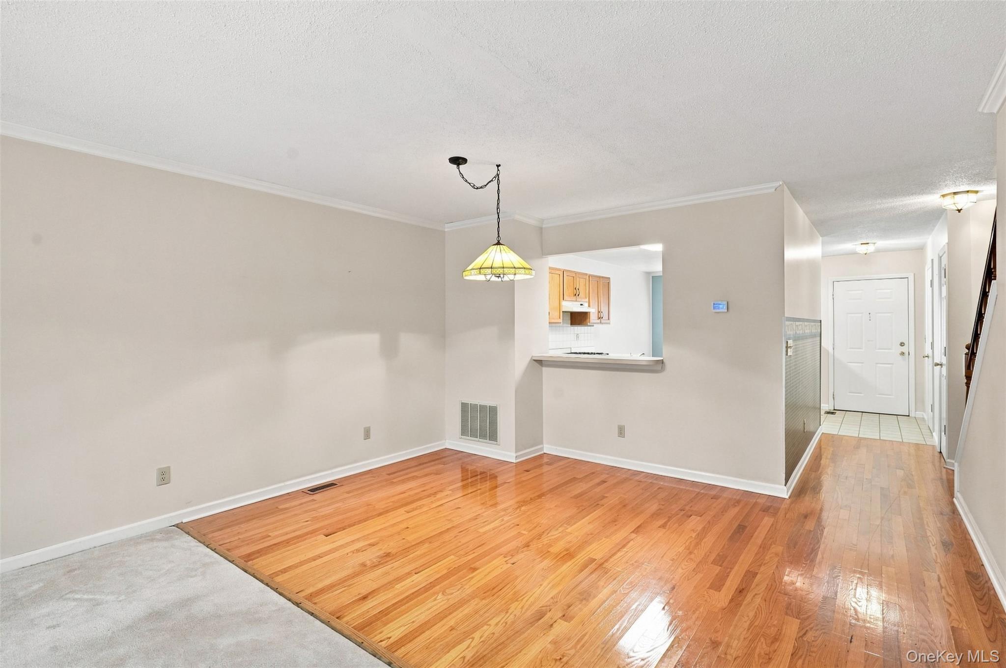 103 Kensington Court