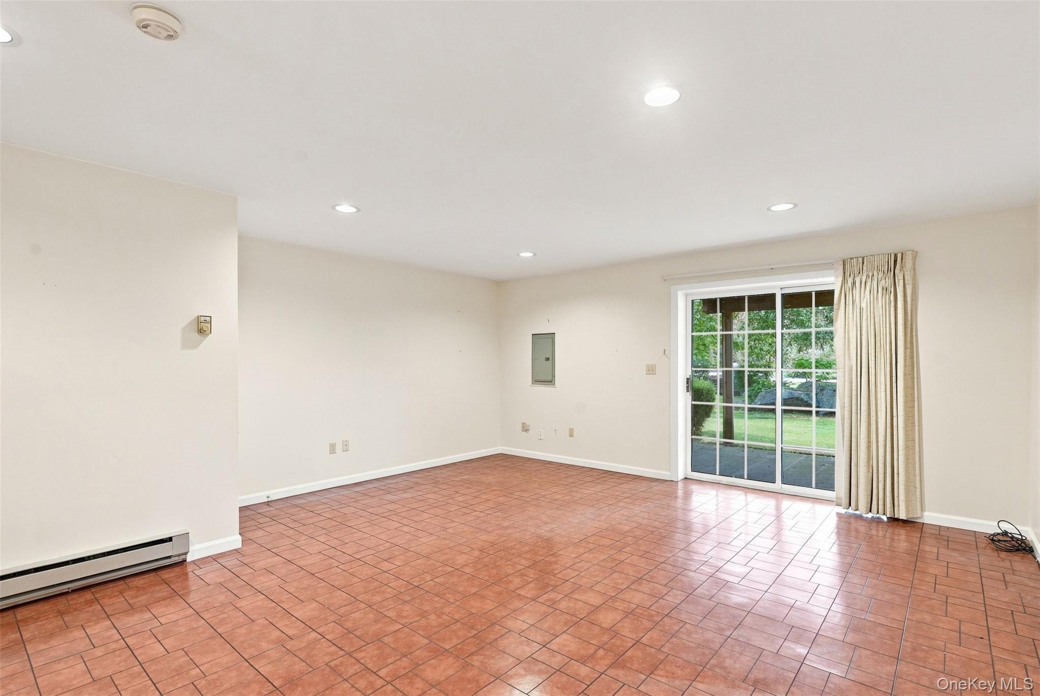 103 Kensington Court