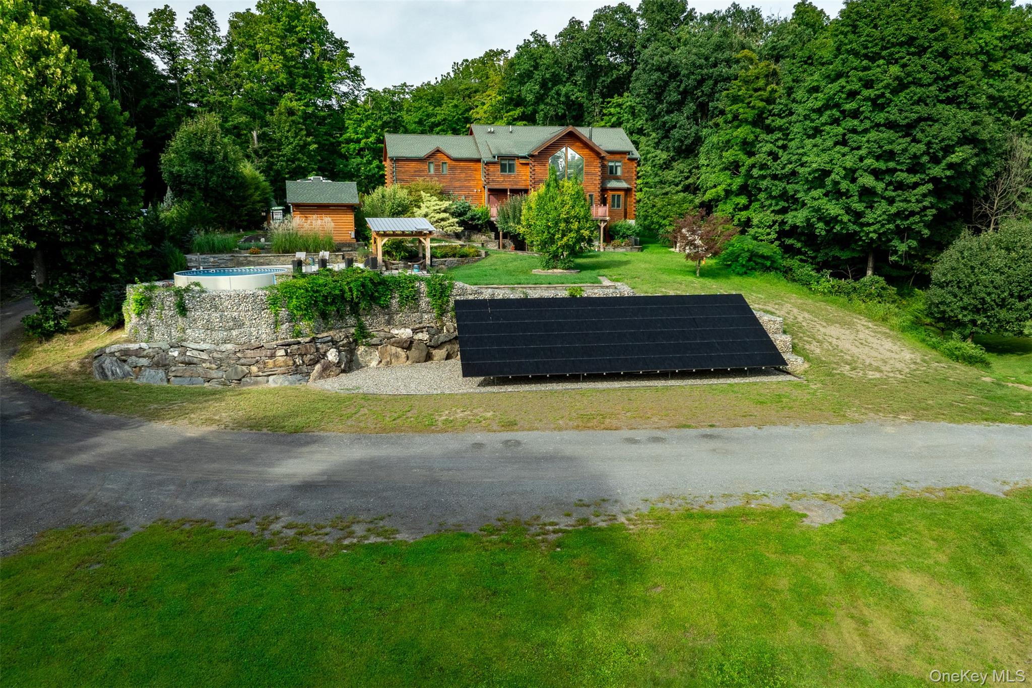 162 Crum Elbow Road