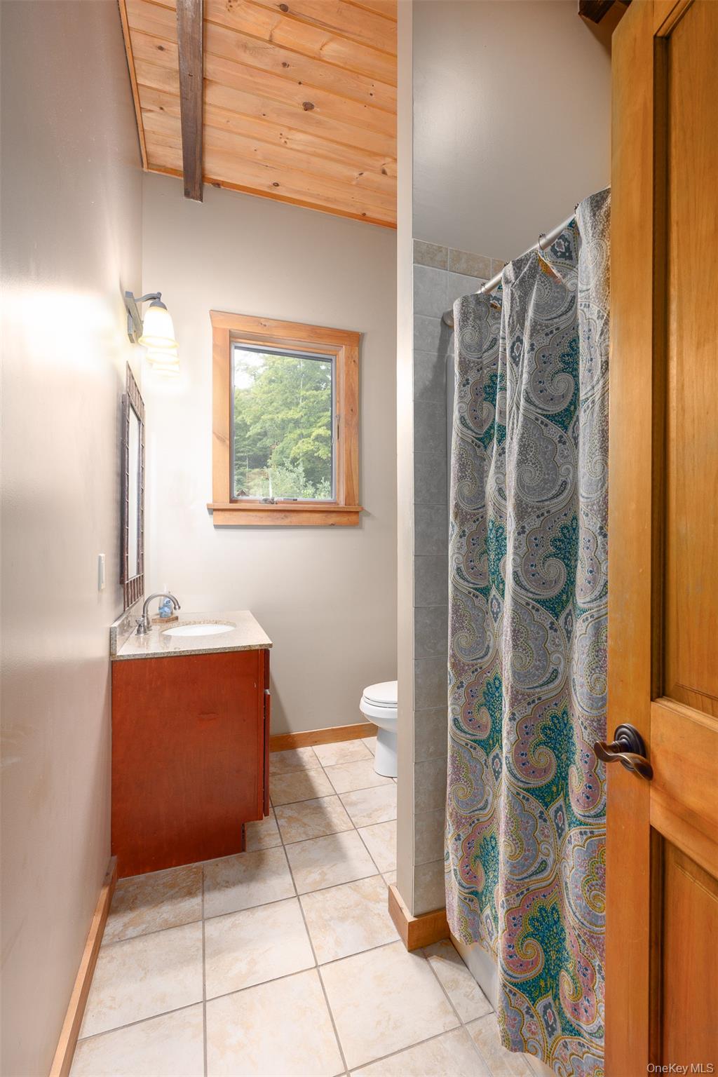 162 Crum Elbow Road