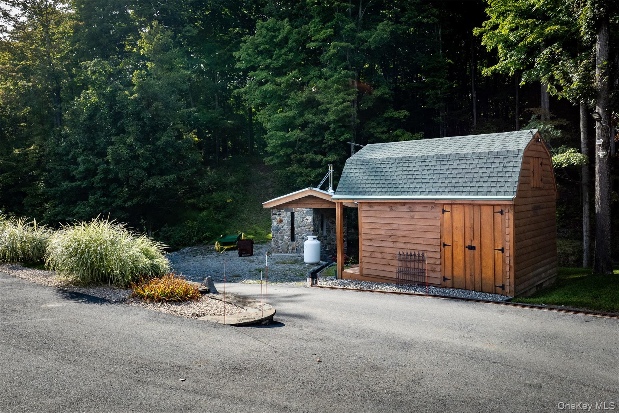 162 Crum Elbow Road
