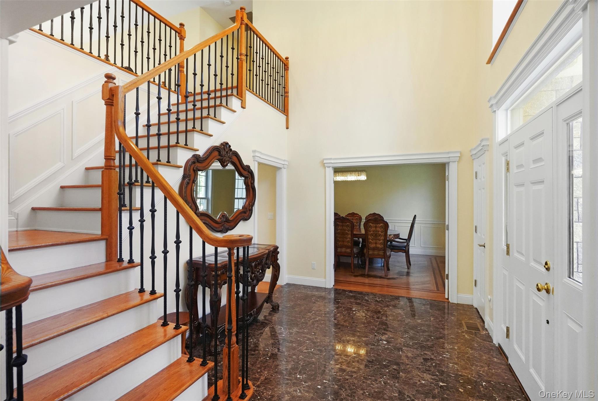 17 Meadow Crest Drive