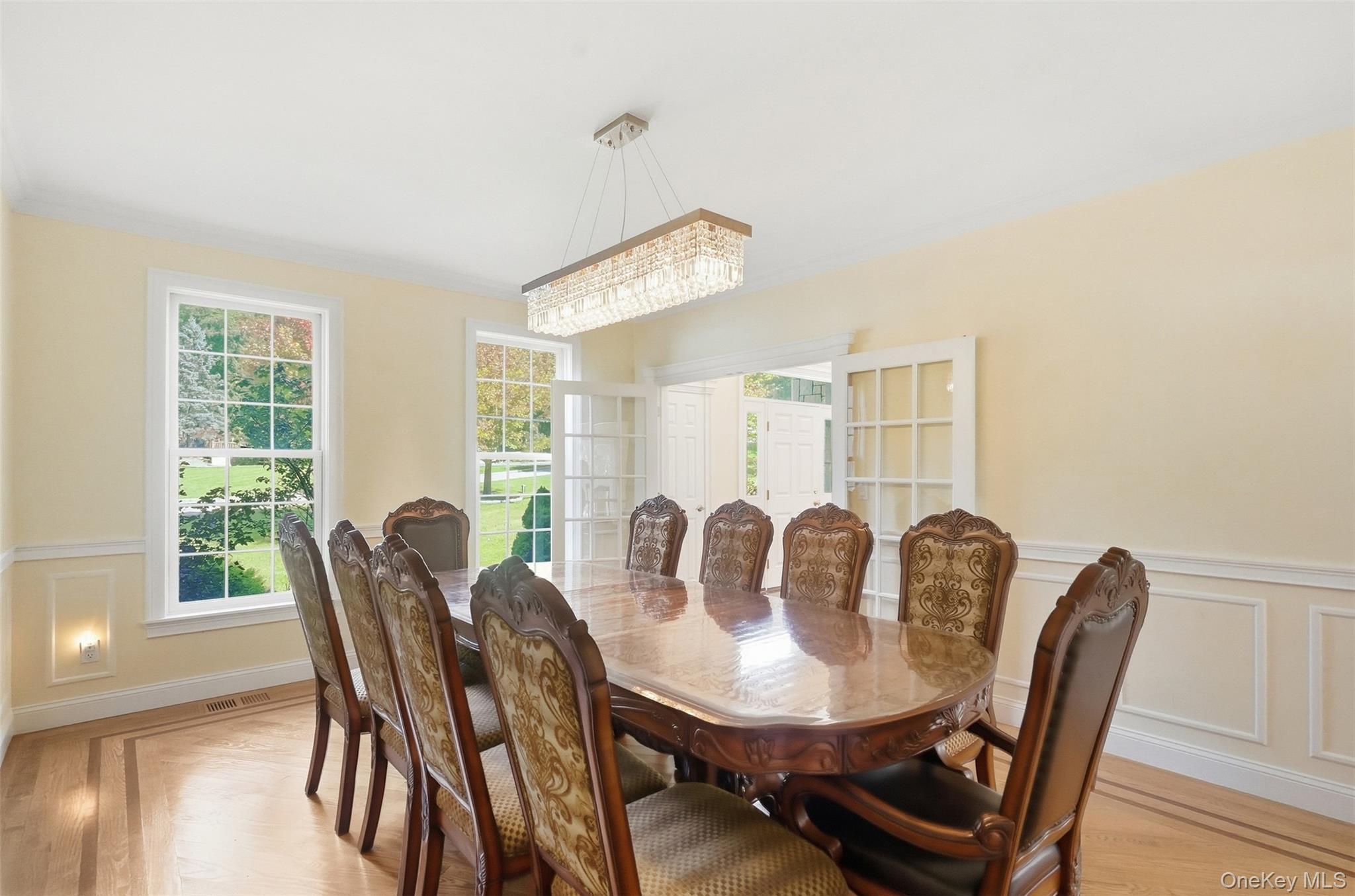 17 Meadow Crest Drive