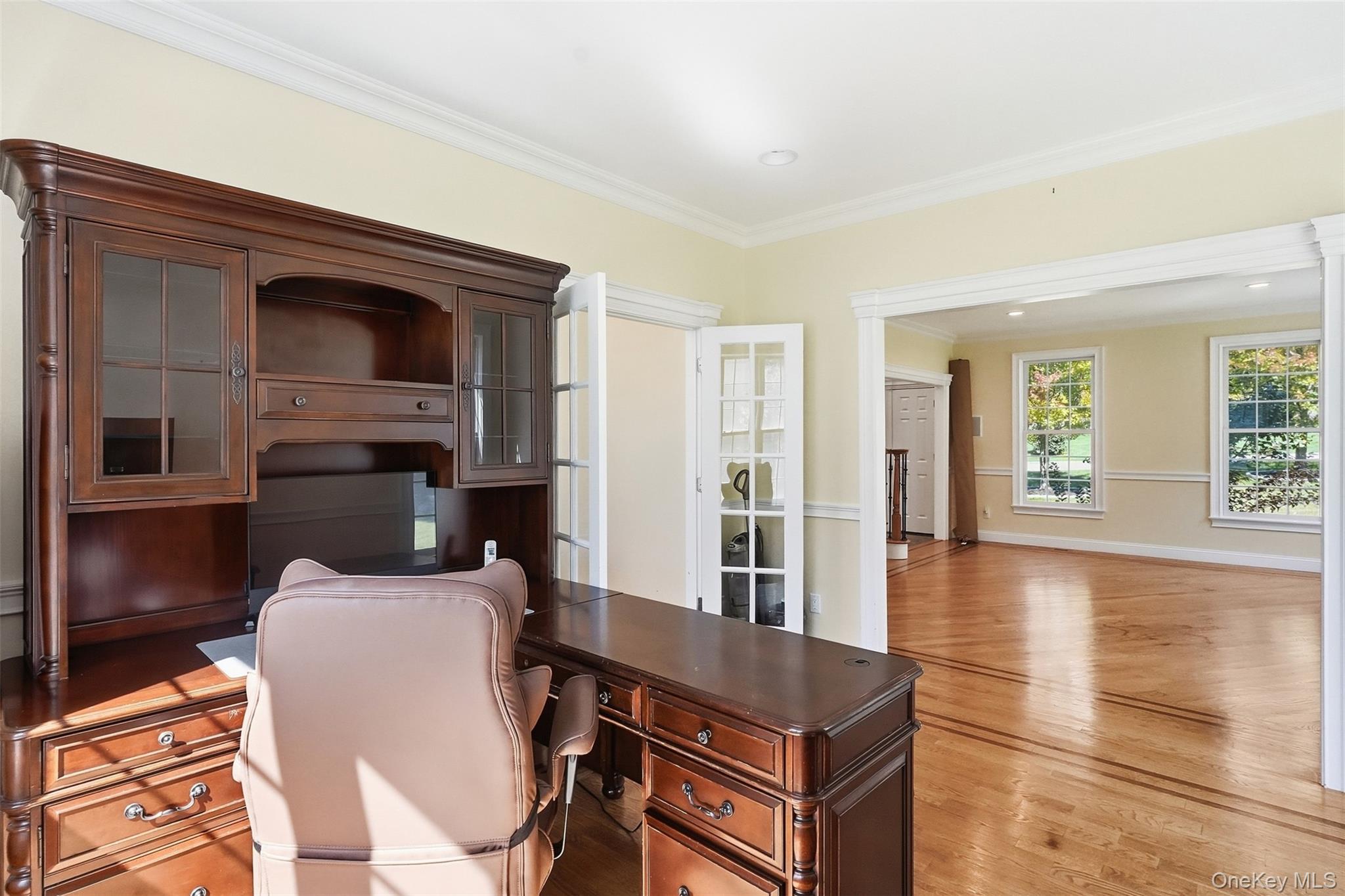 17 Meadow Crest Drive