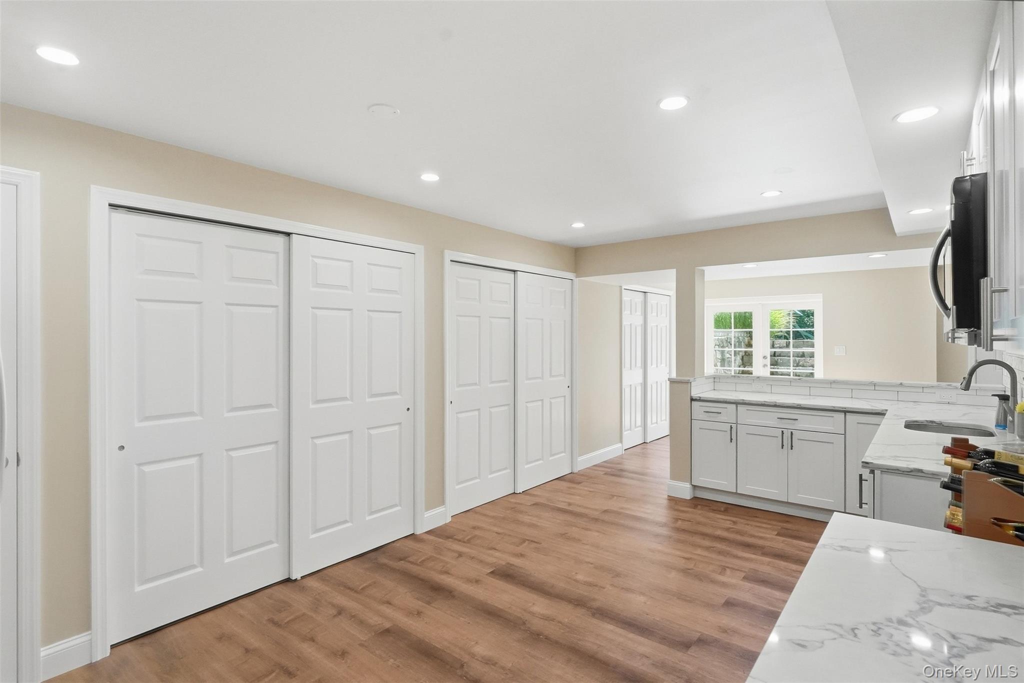 17 Meadow Crest Drive