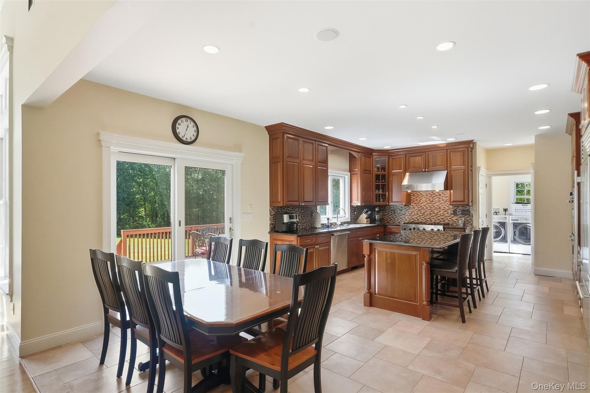 17 Meadow Crest Drive