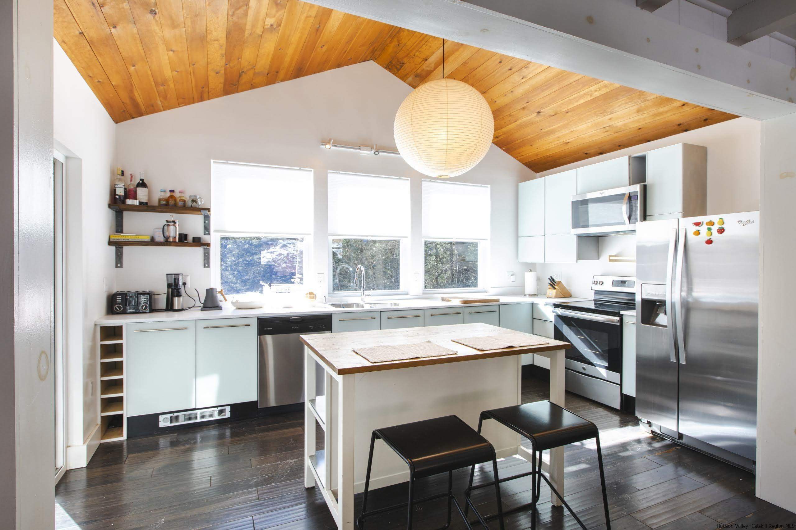 1121 Huckleberry Brook