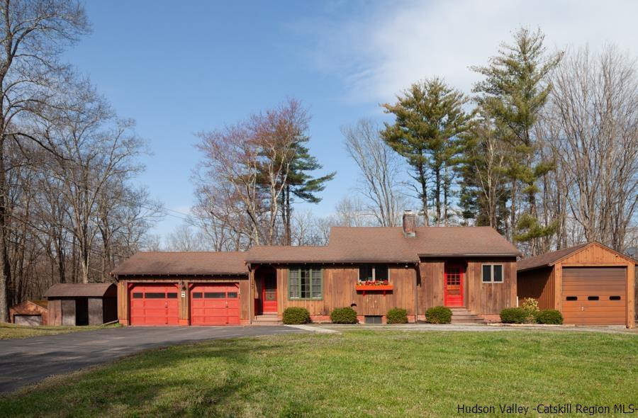 1349 Old Post Road