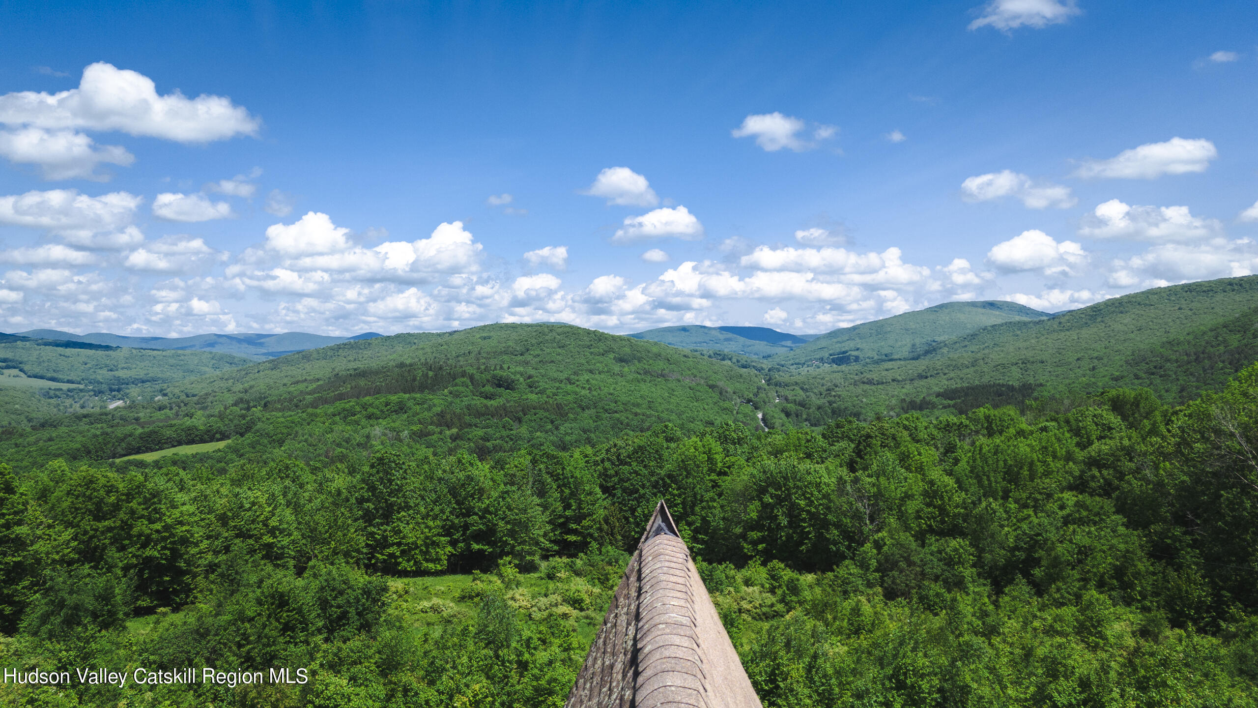 670 Hog Mountain Road