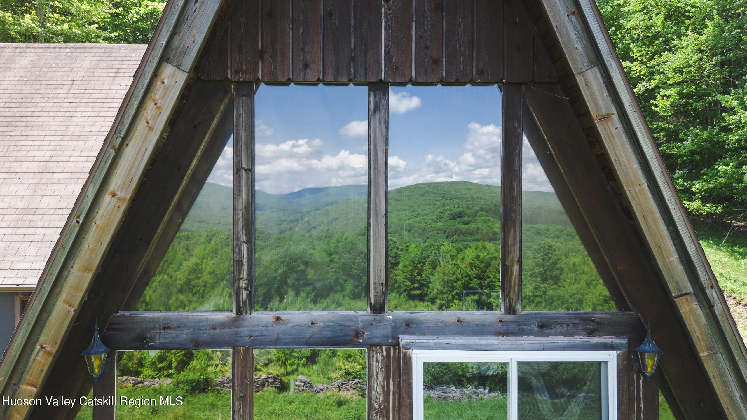 670 Hog Mountain Road