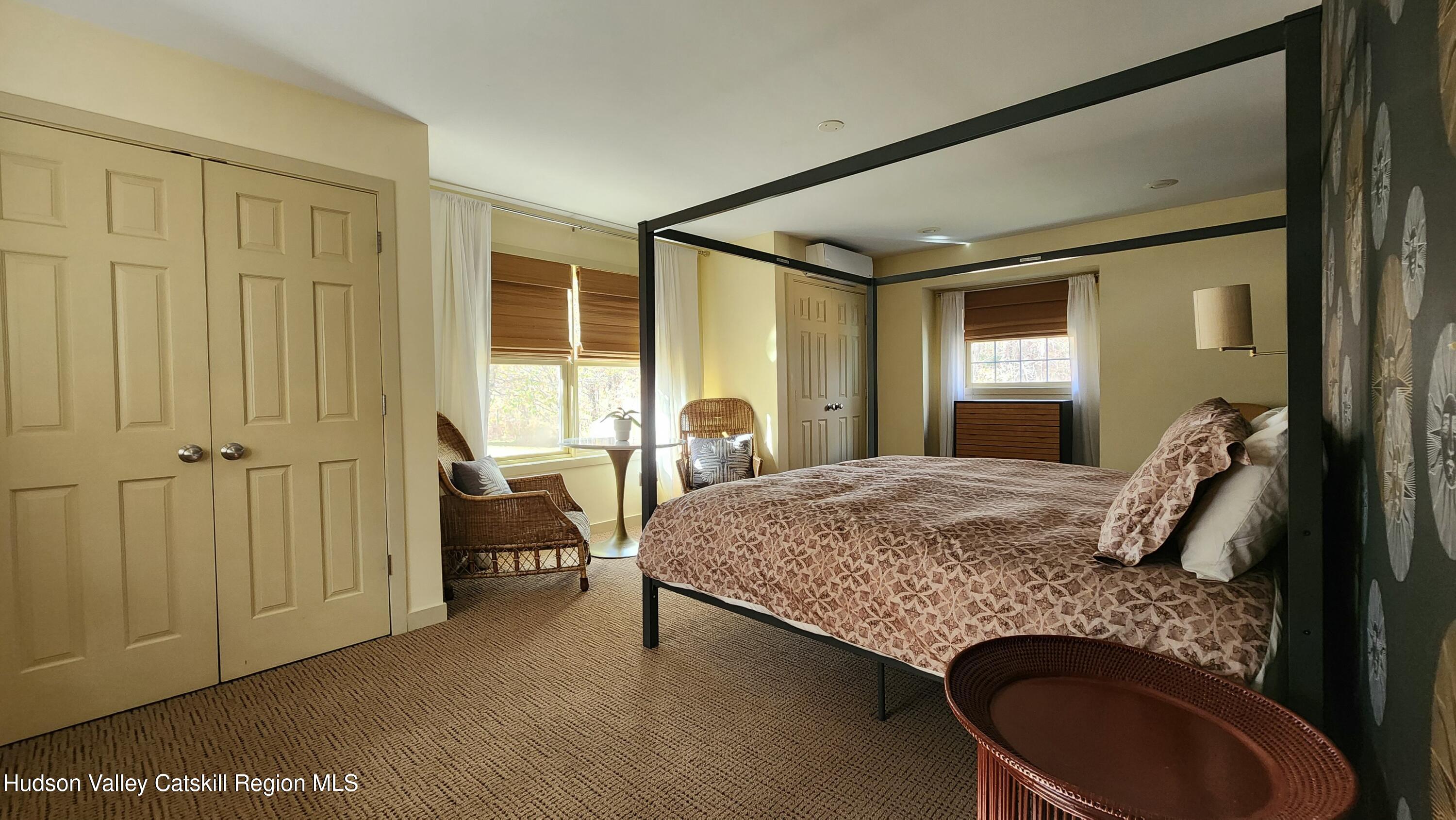 100 Greymouse Road Road