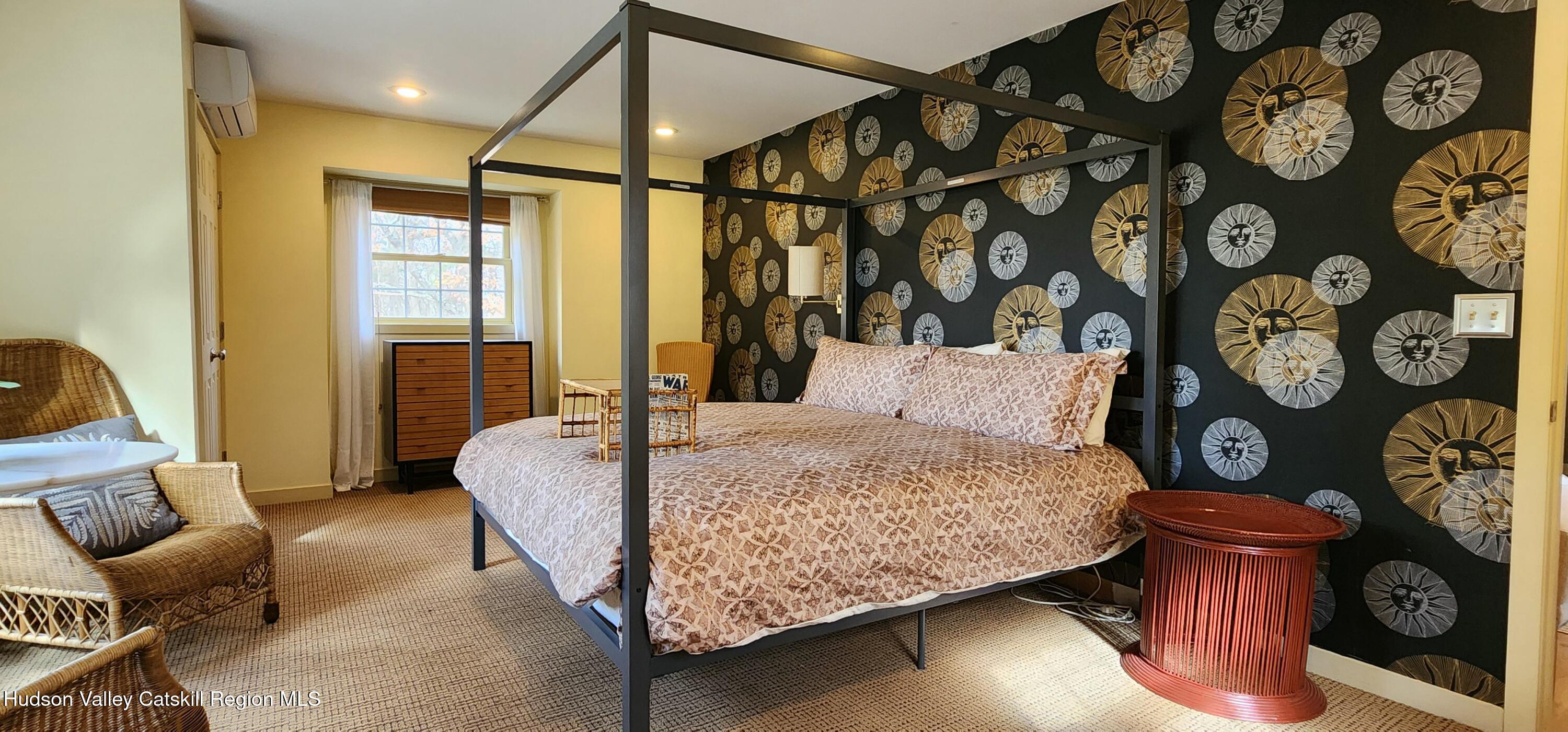 100 Greymouse Road Road