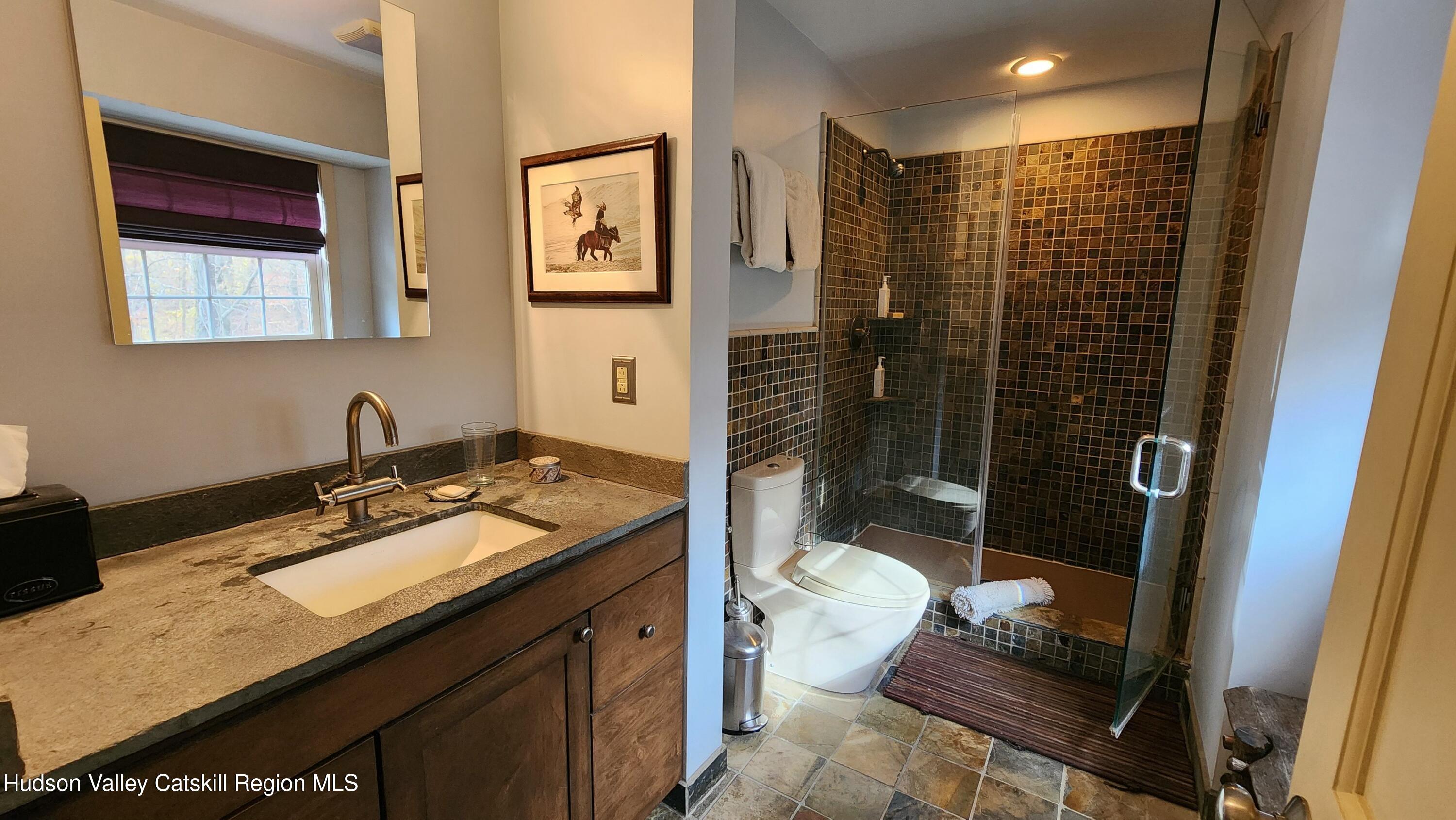 100 Greymouse Road Road